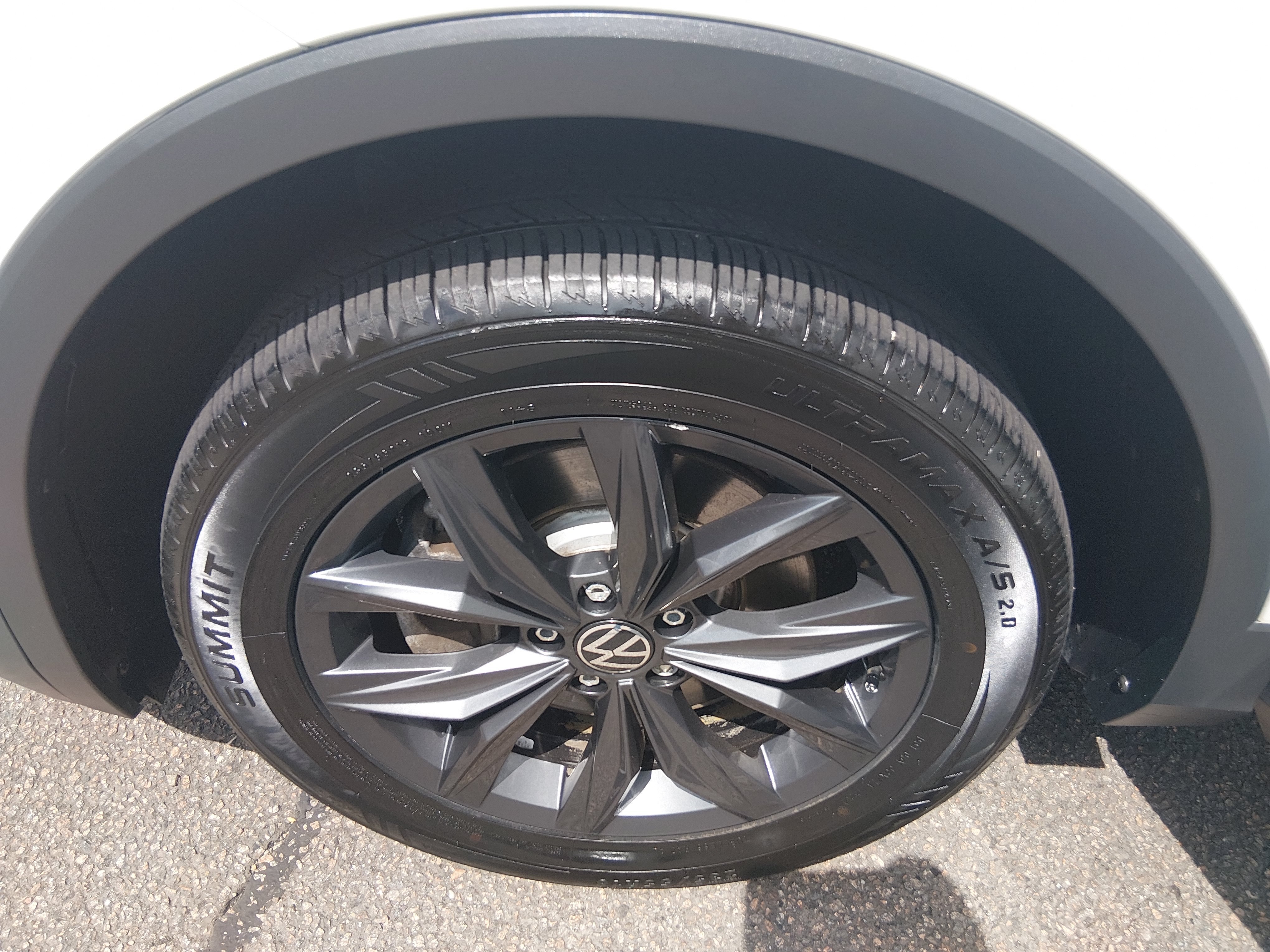 2024 Volkswagen Tiguan SE - Photo 10