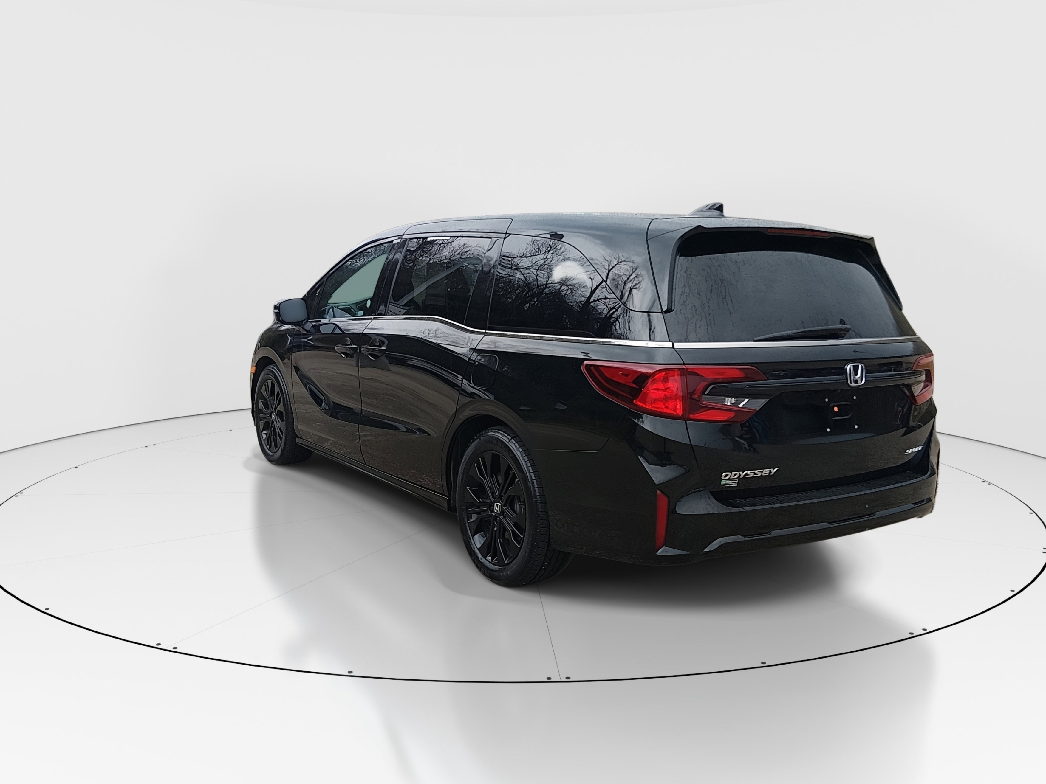 2025 Honda Odyssey Sport L - Photo 5