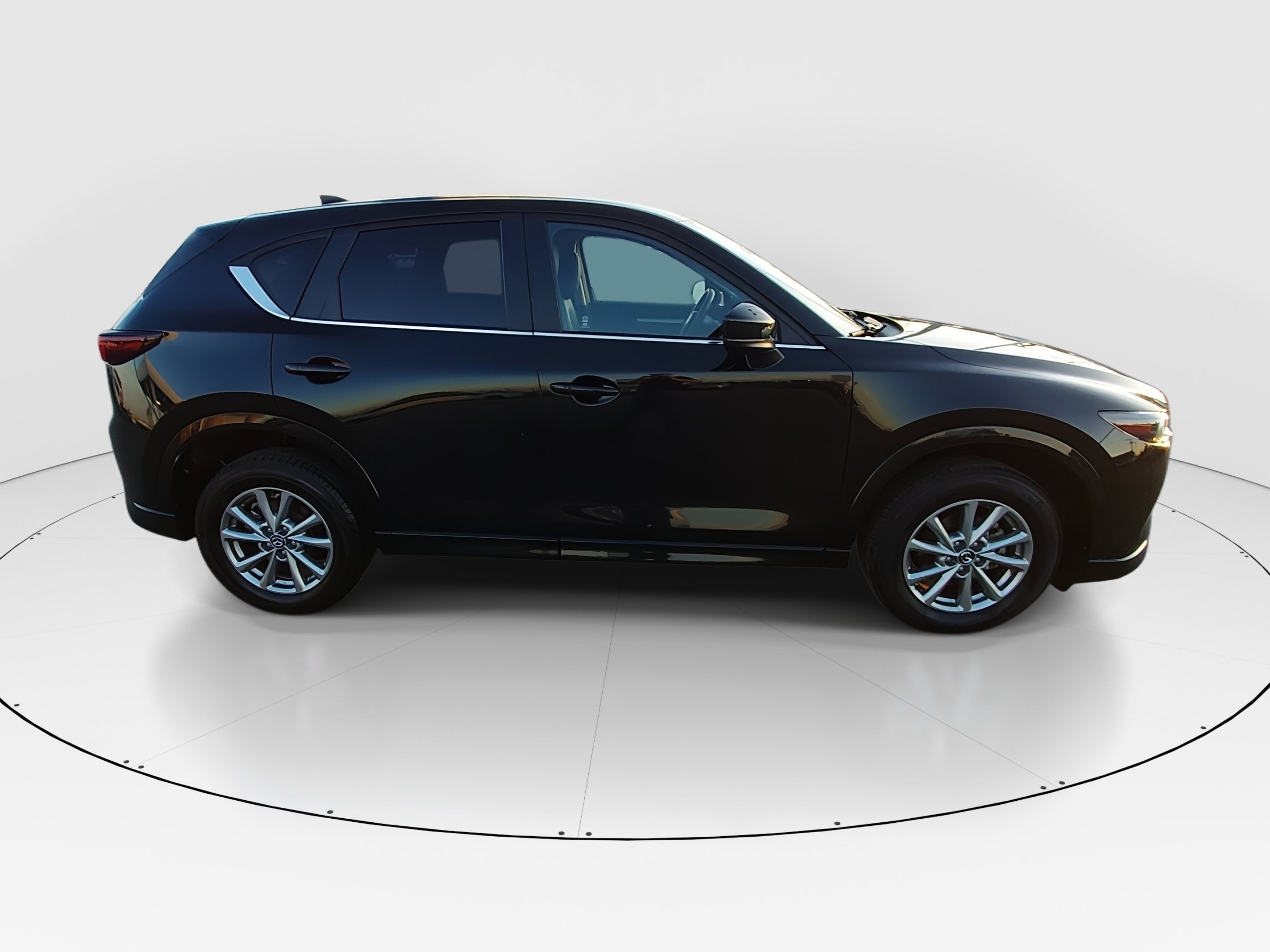 2025 Mazda CX-5 S Preferred package - Photo 8