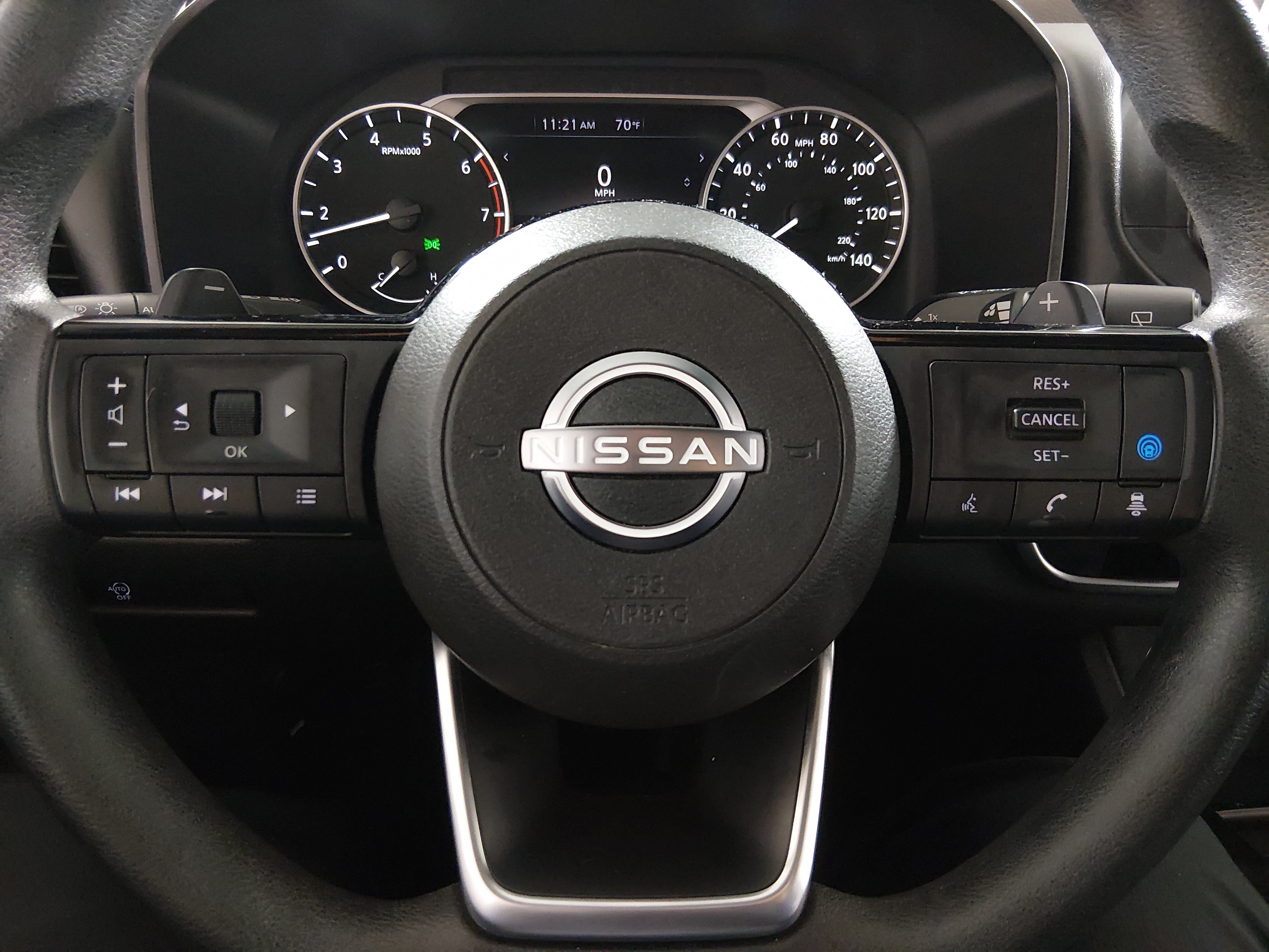 2023 Nissan Rogue SV - Photo 12