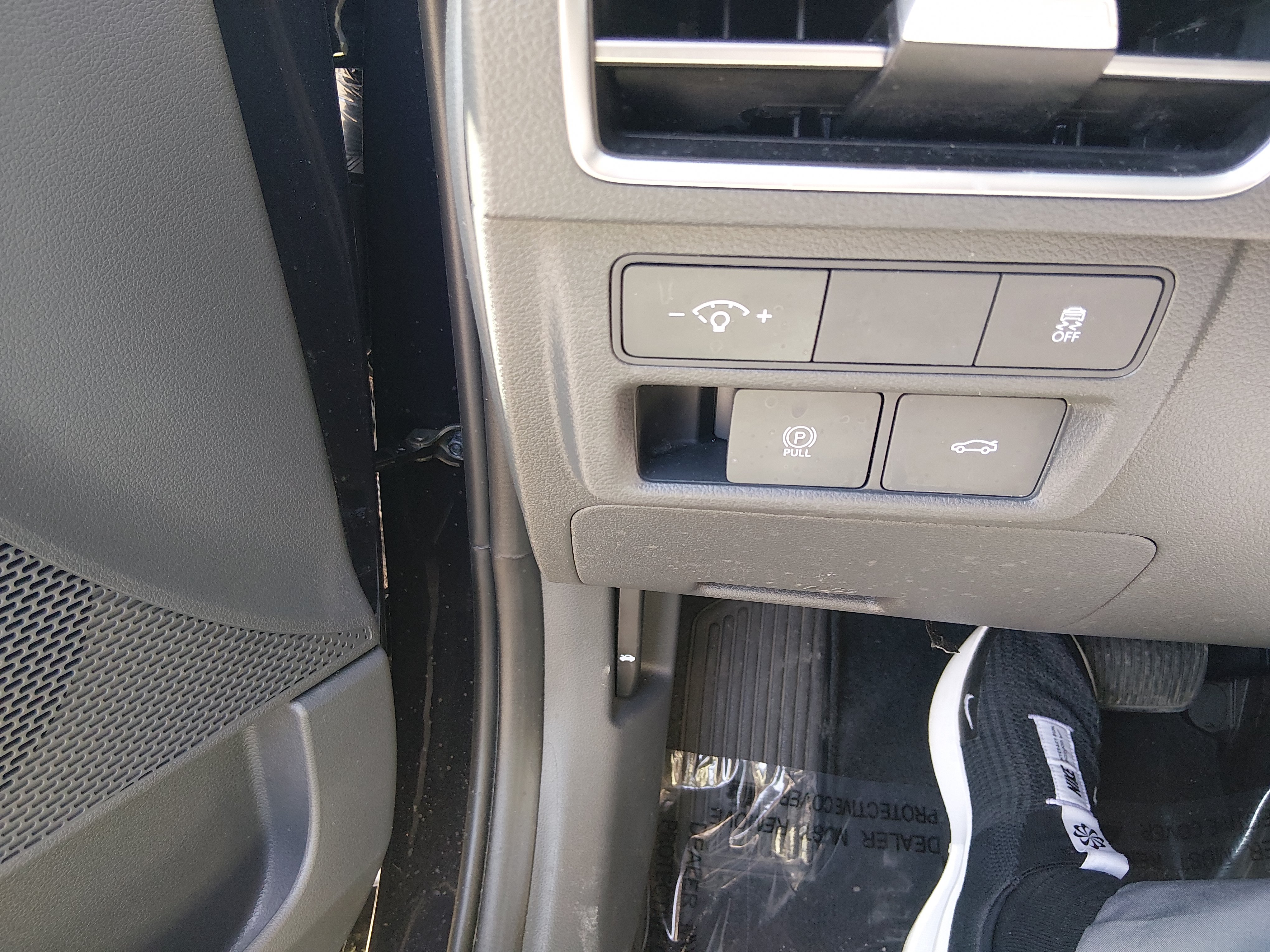 2025 Hyundai Sonata SEL - Photo 18