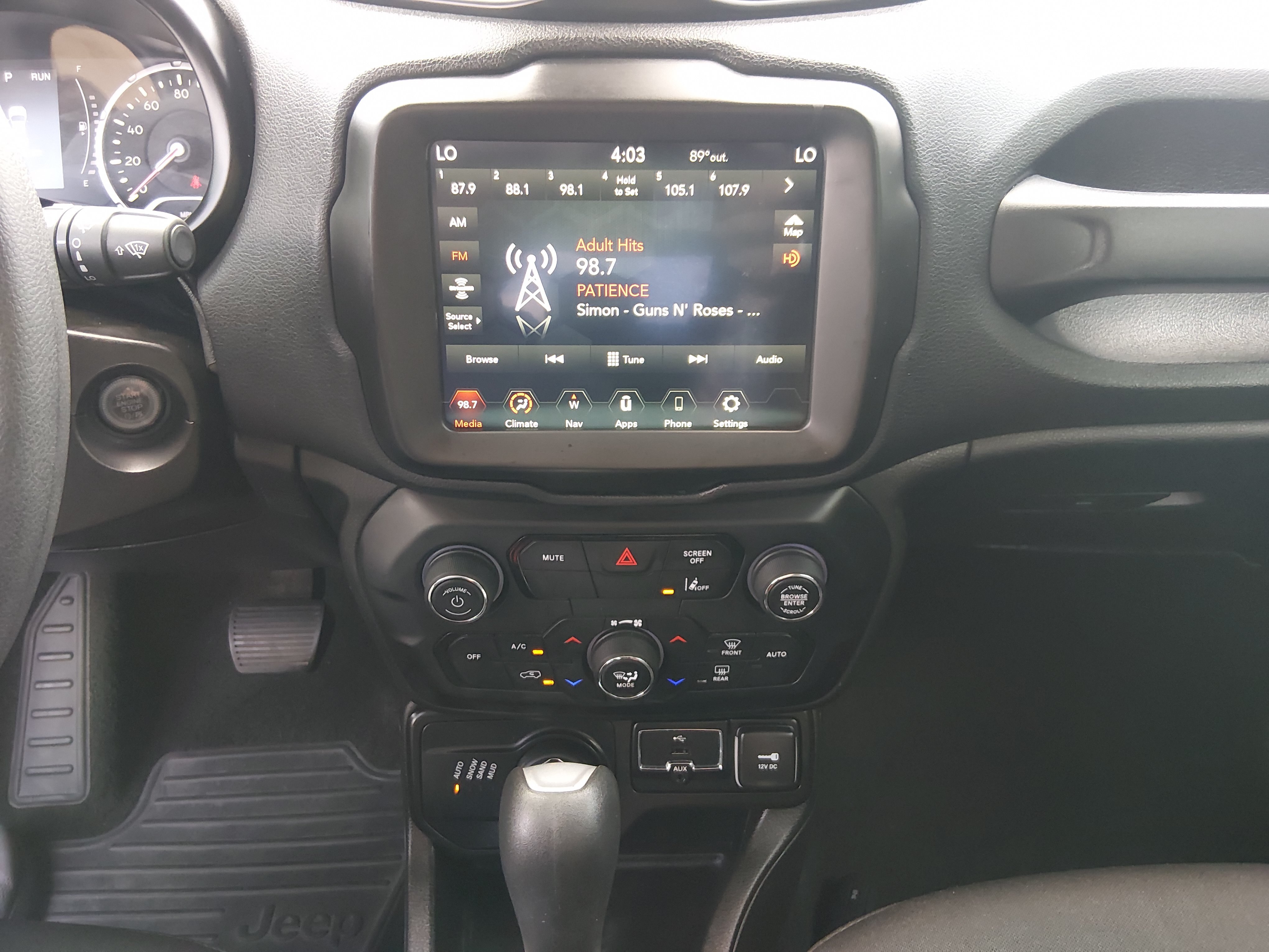 2023 Jeep Renegade Latitude - Photo 17