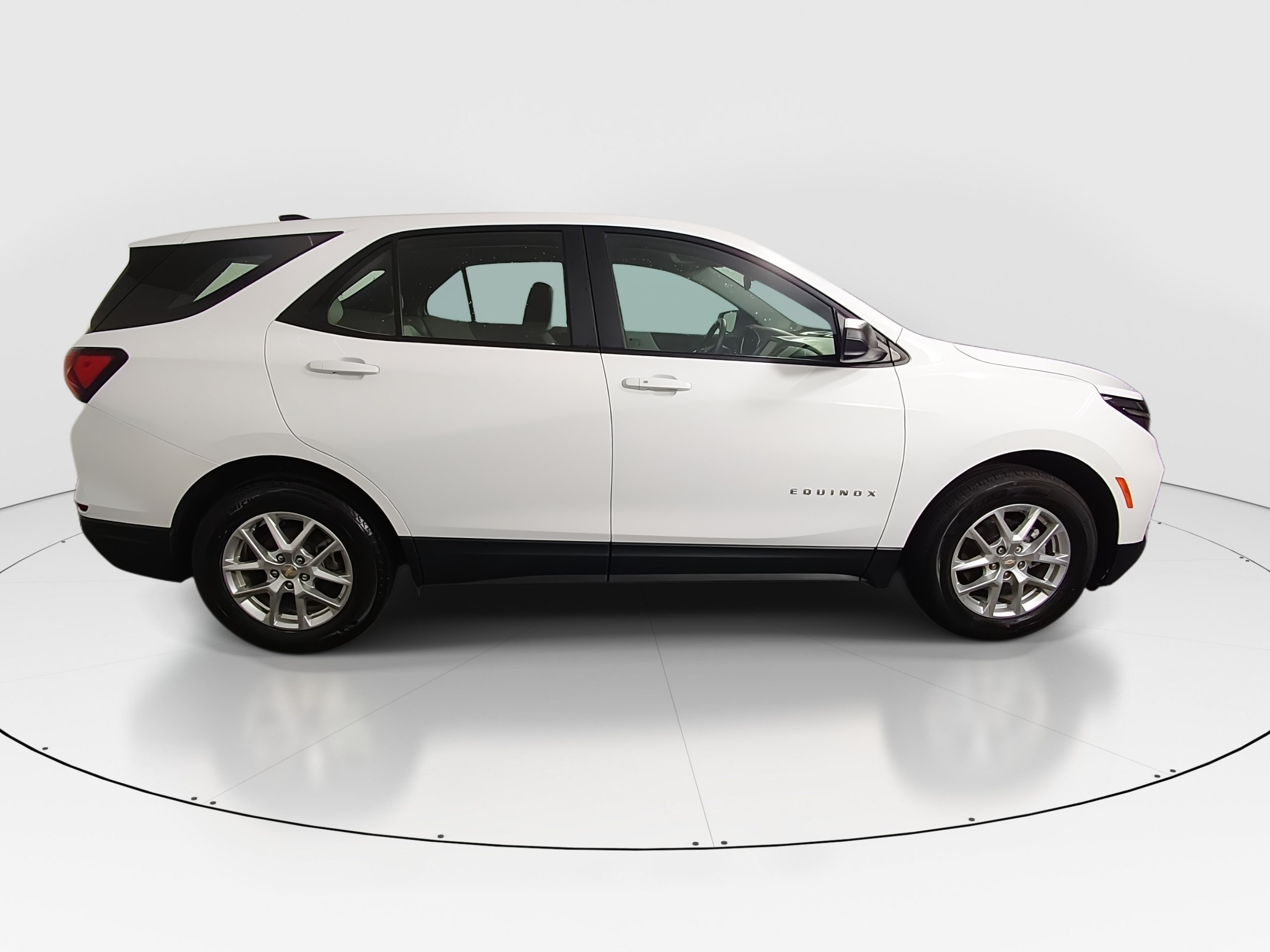 2024 Chevrolet Equinox 1FL - Photo 8