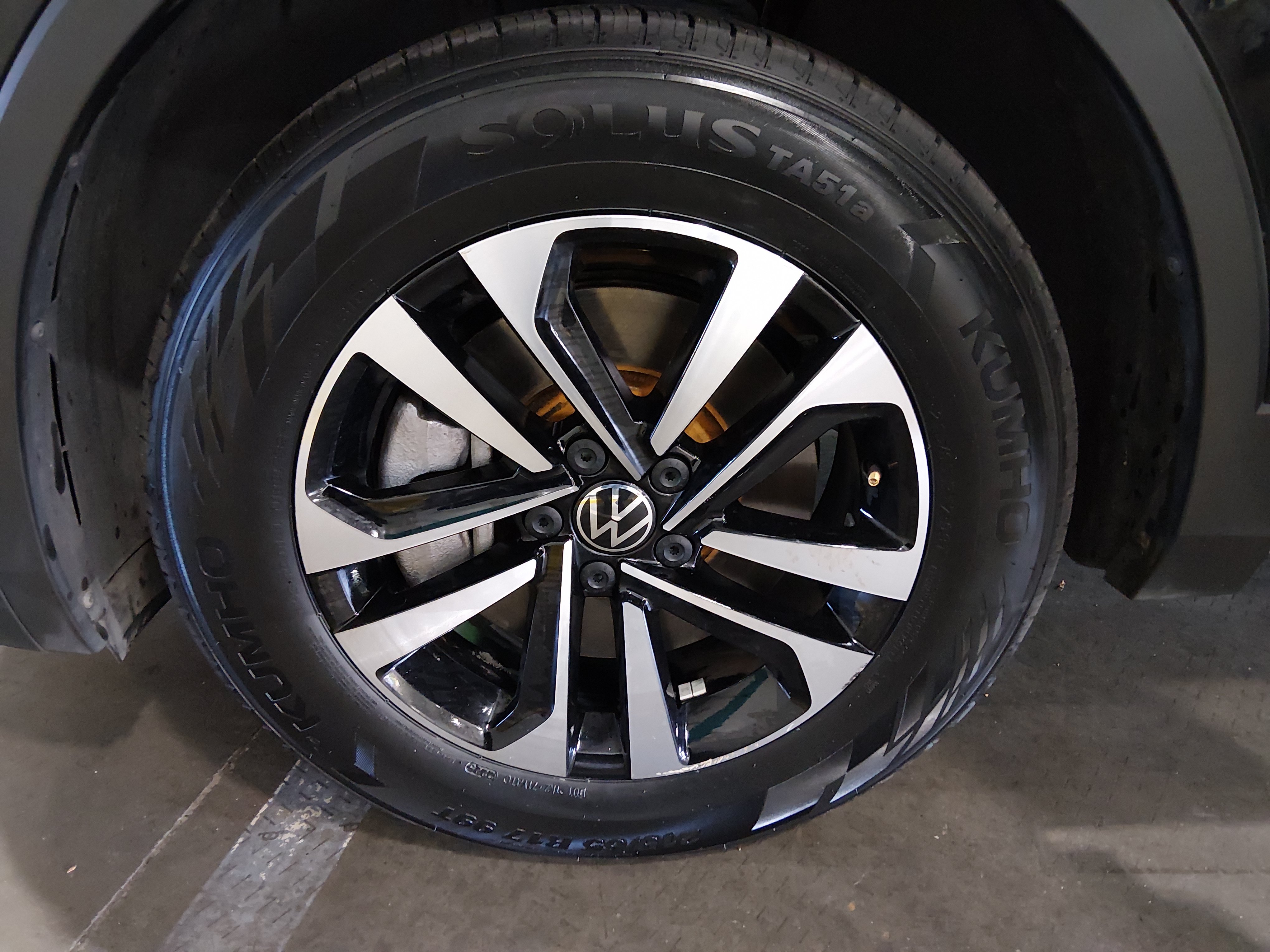 2024 Volkswagen Tiguan S - Photo 10
