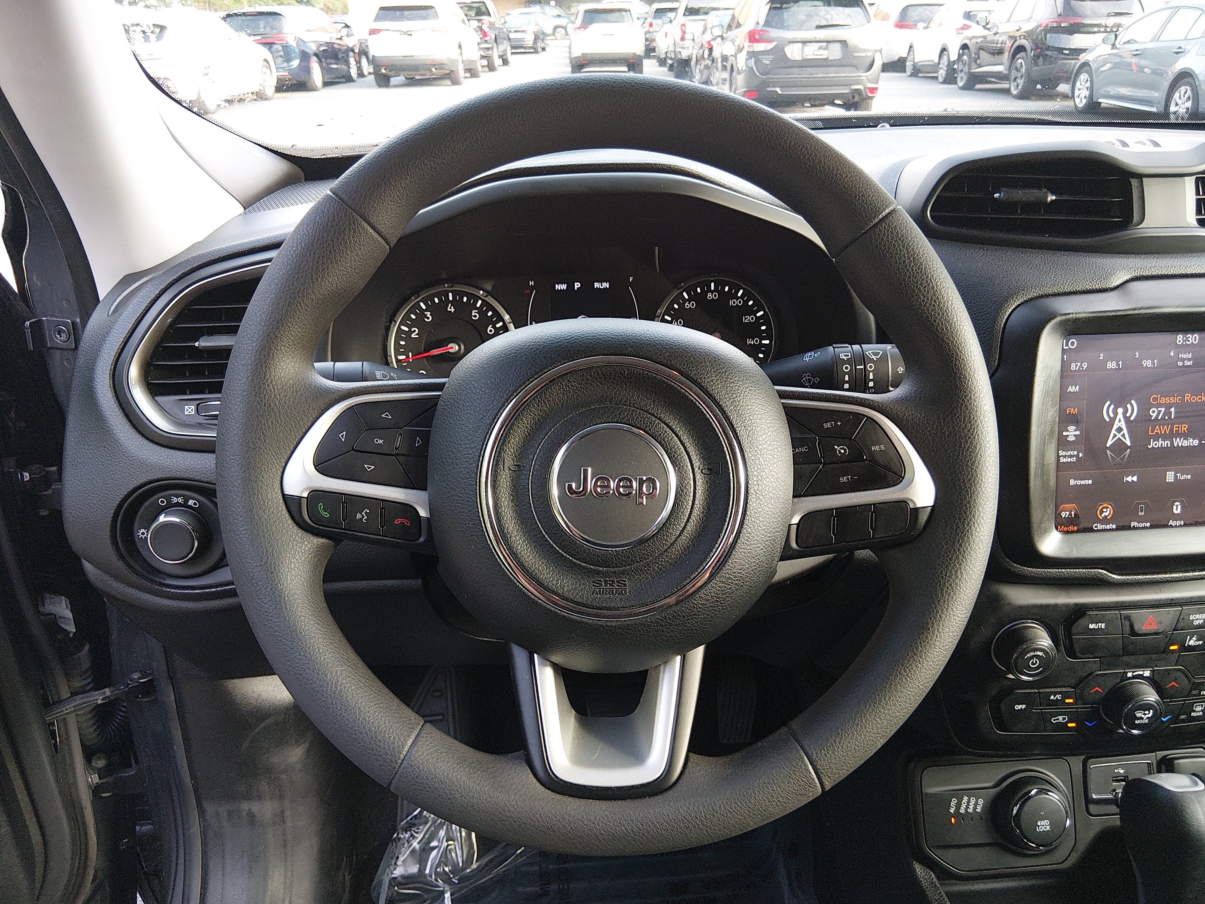 2023 Jeep Renegade Latitude - Photo 12