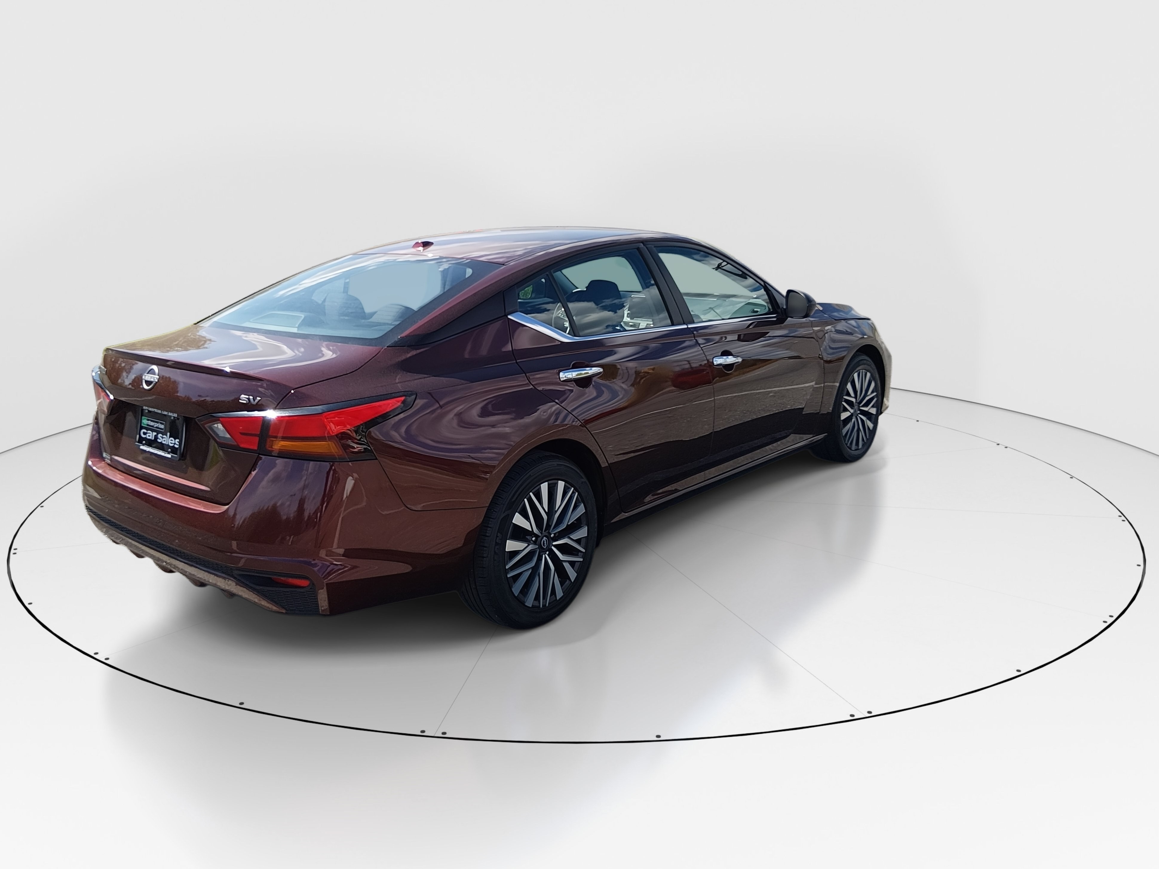2024 Nissan Altima SV - Photo 7