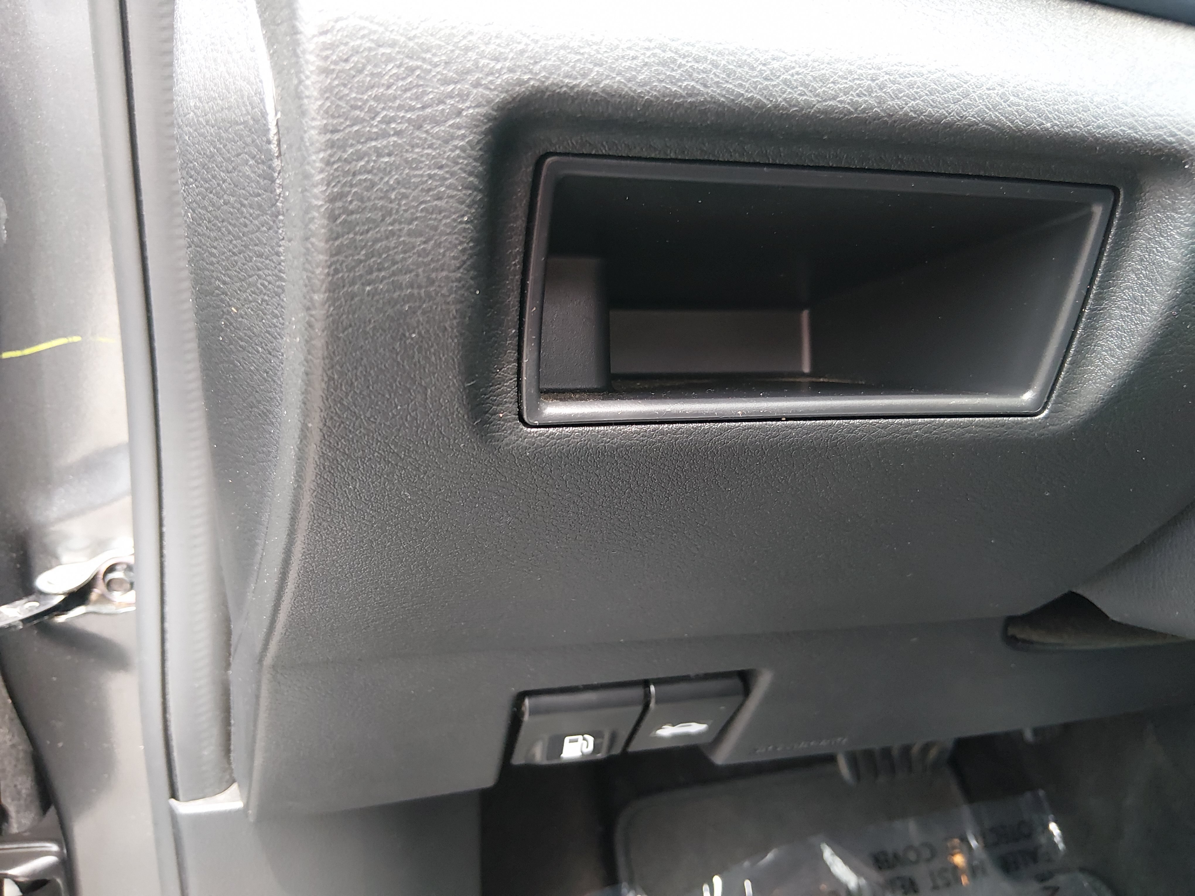 2024 Nissan Versa Sedan SV - Photo 13