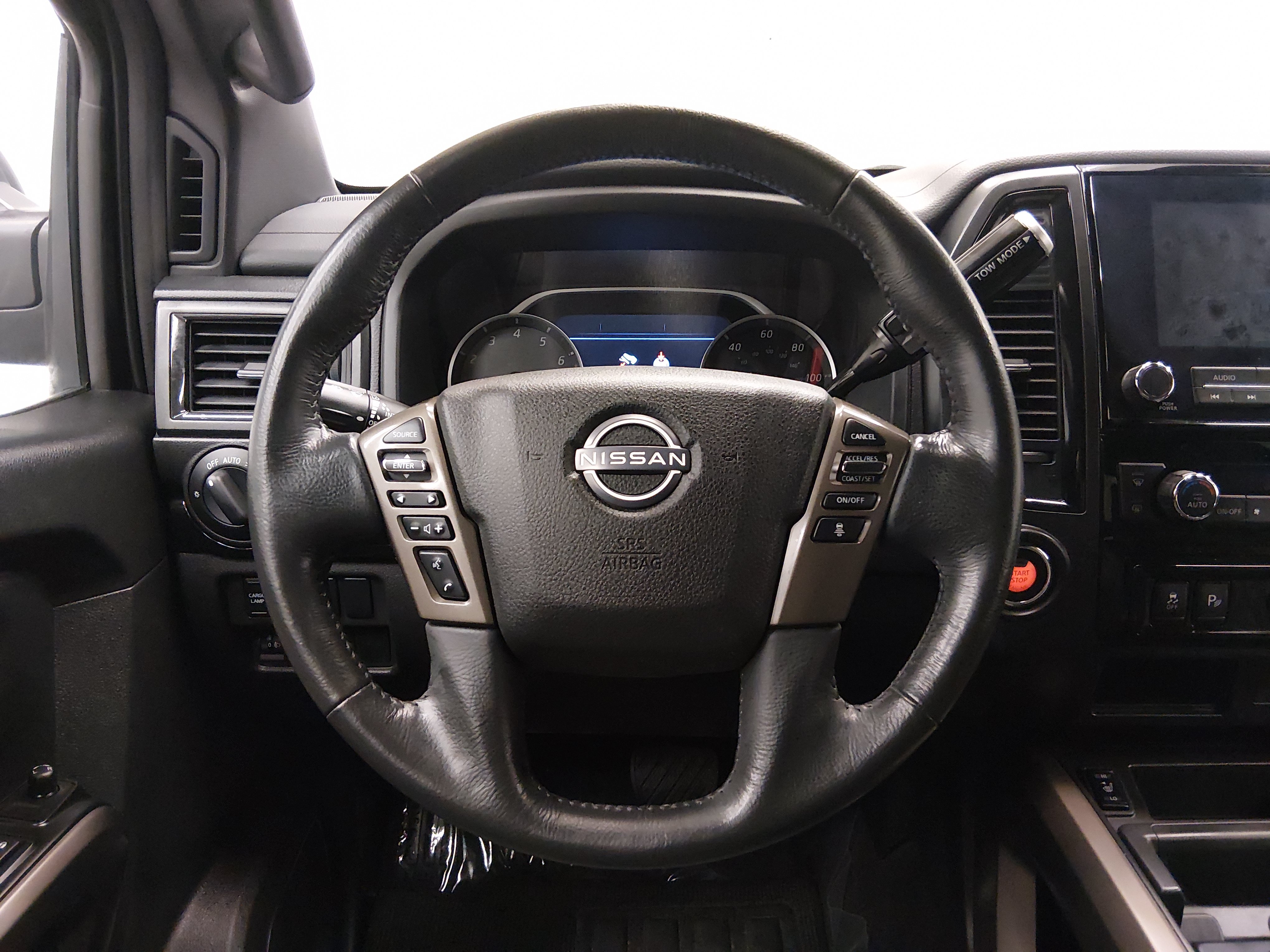2024 Nissan Titan SV - Photo 12
