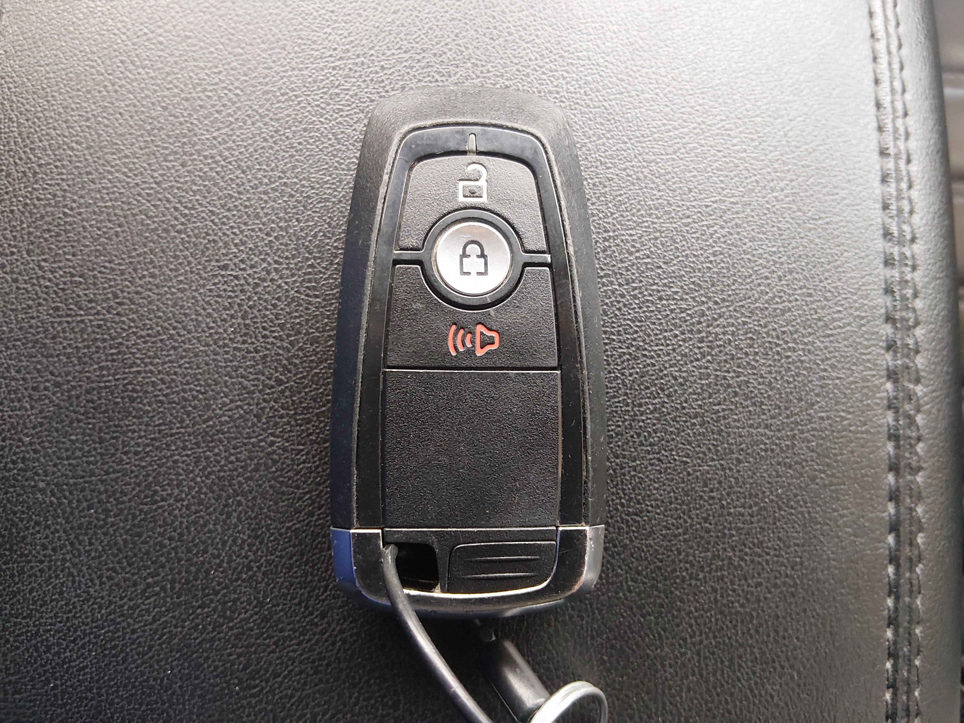 2024 Ford Edge SEL - Photo 15