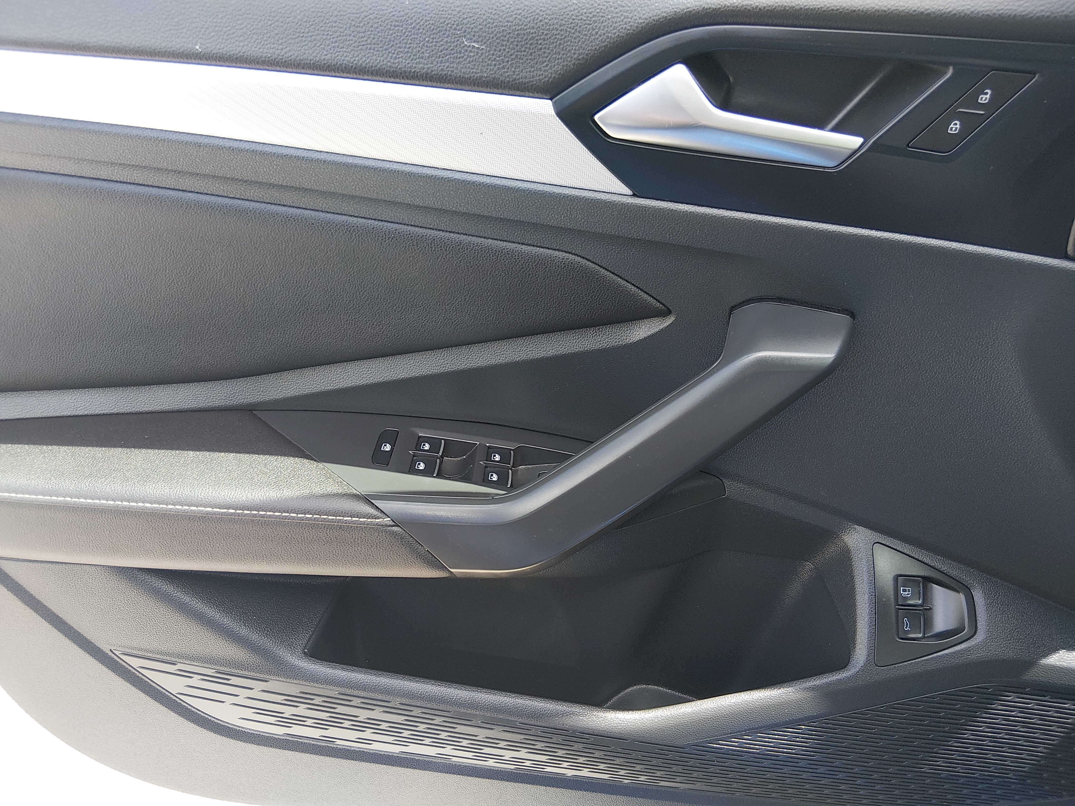 2024 Volkswagen Jetta S - Photo 18