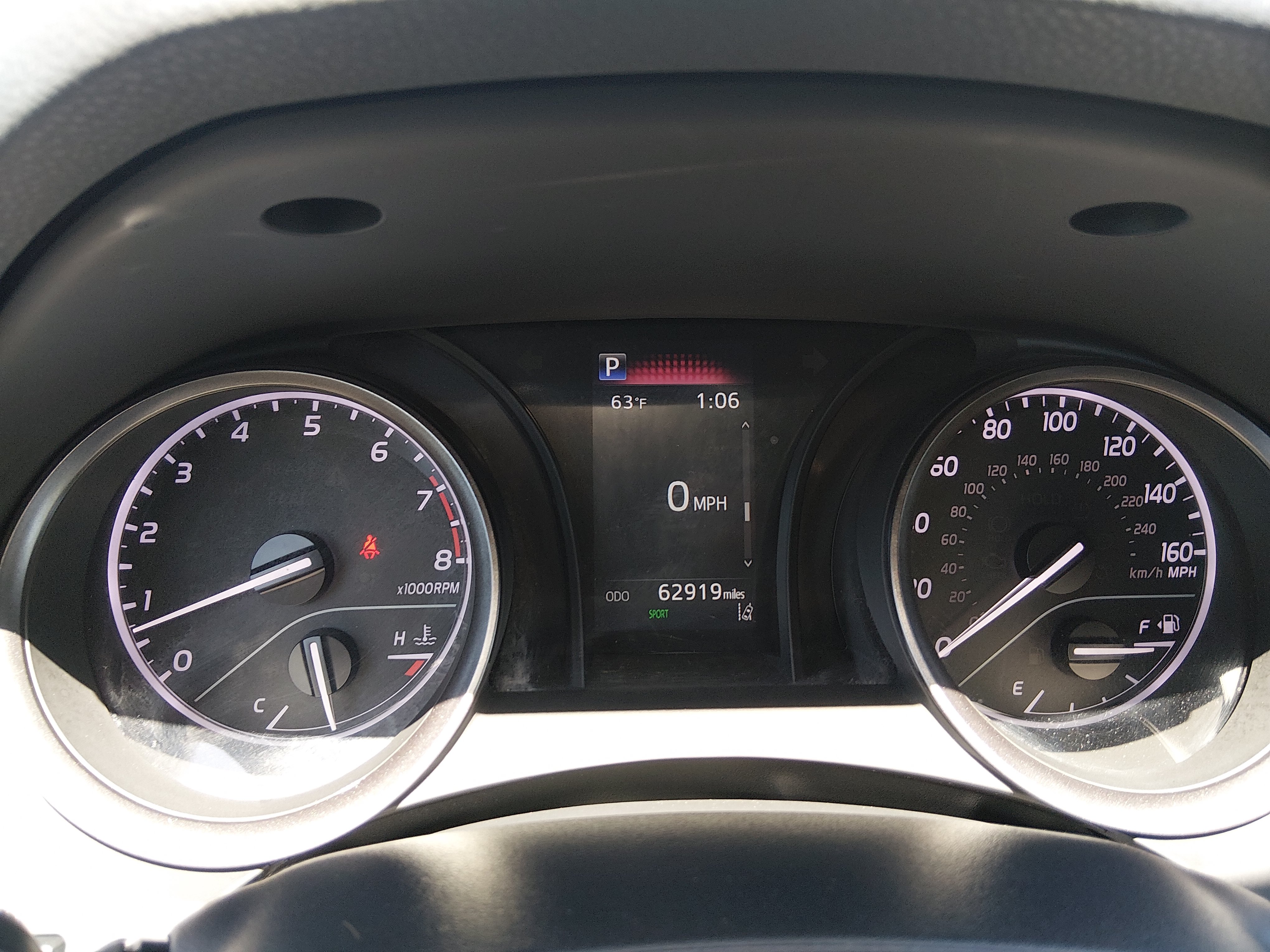 2024 Toyota Camry SE - Photo 14