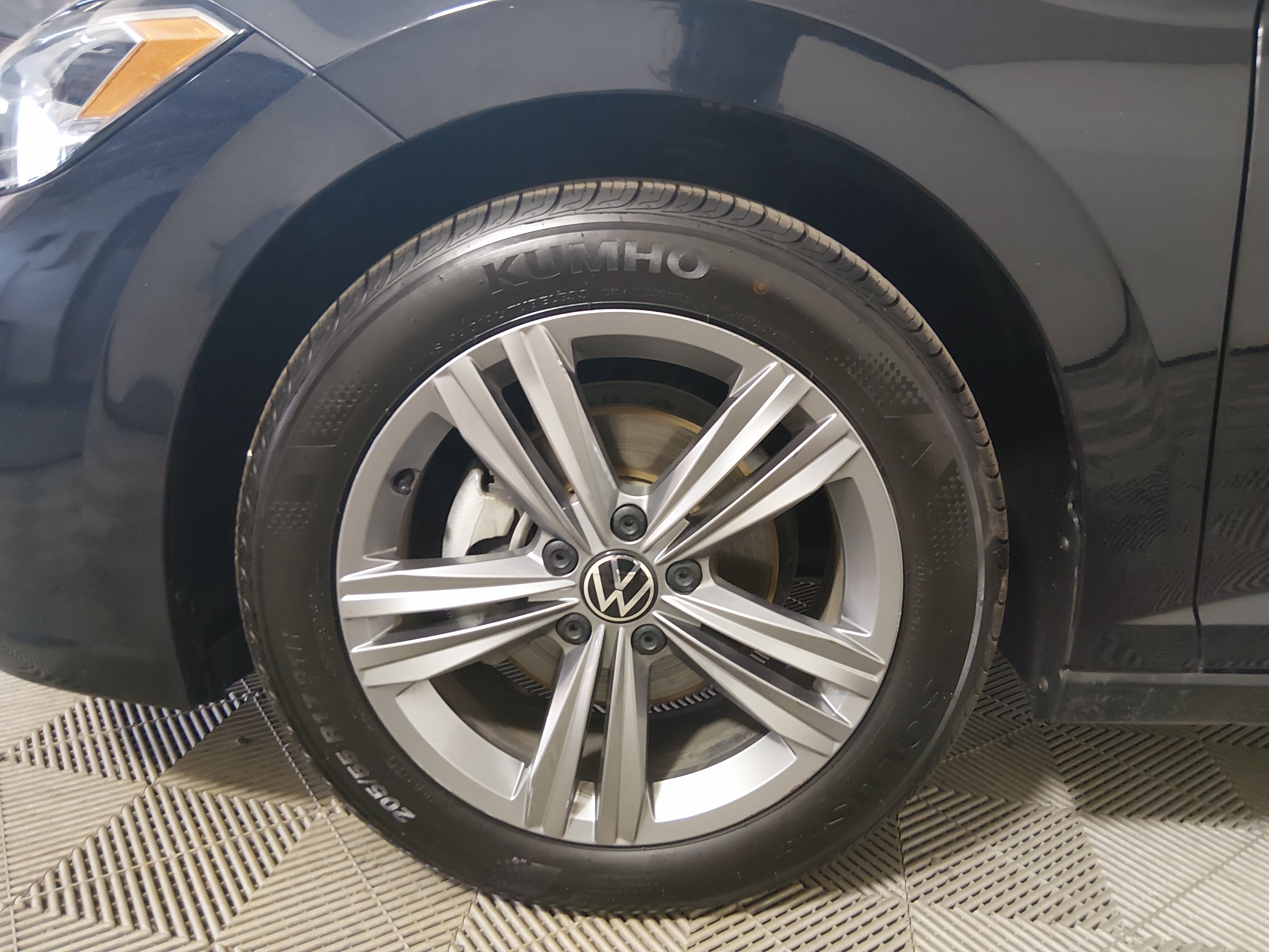 2024 Volkswagen Jetta SE - Photo 10