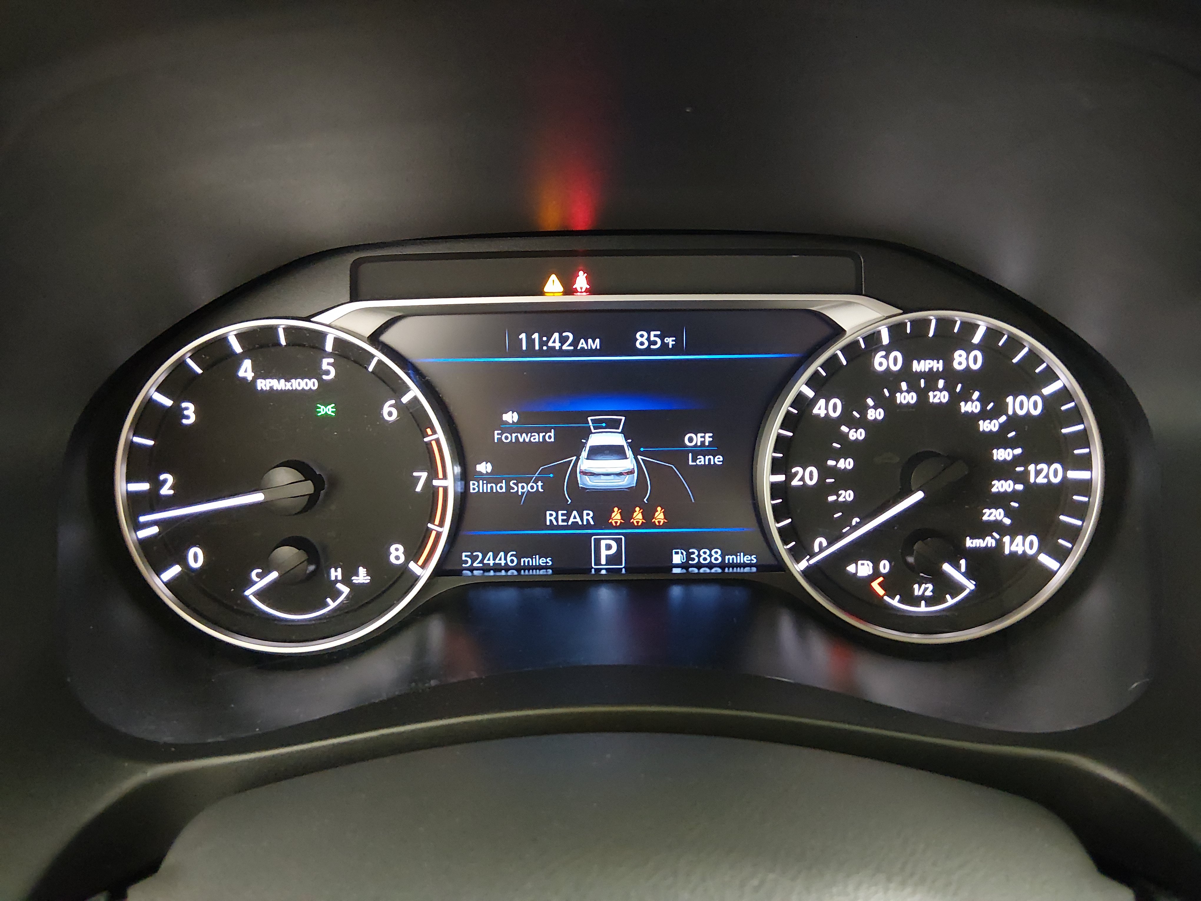 2025 Nissan Altima SV - Photo 14