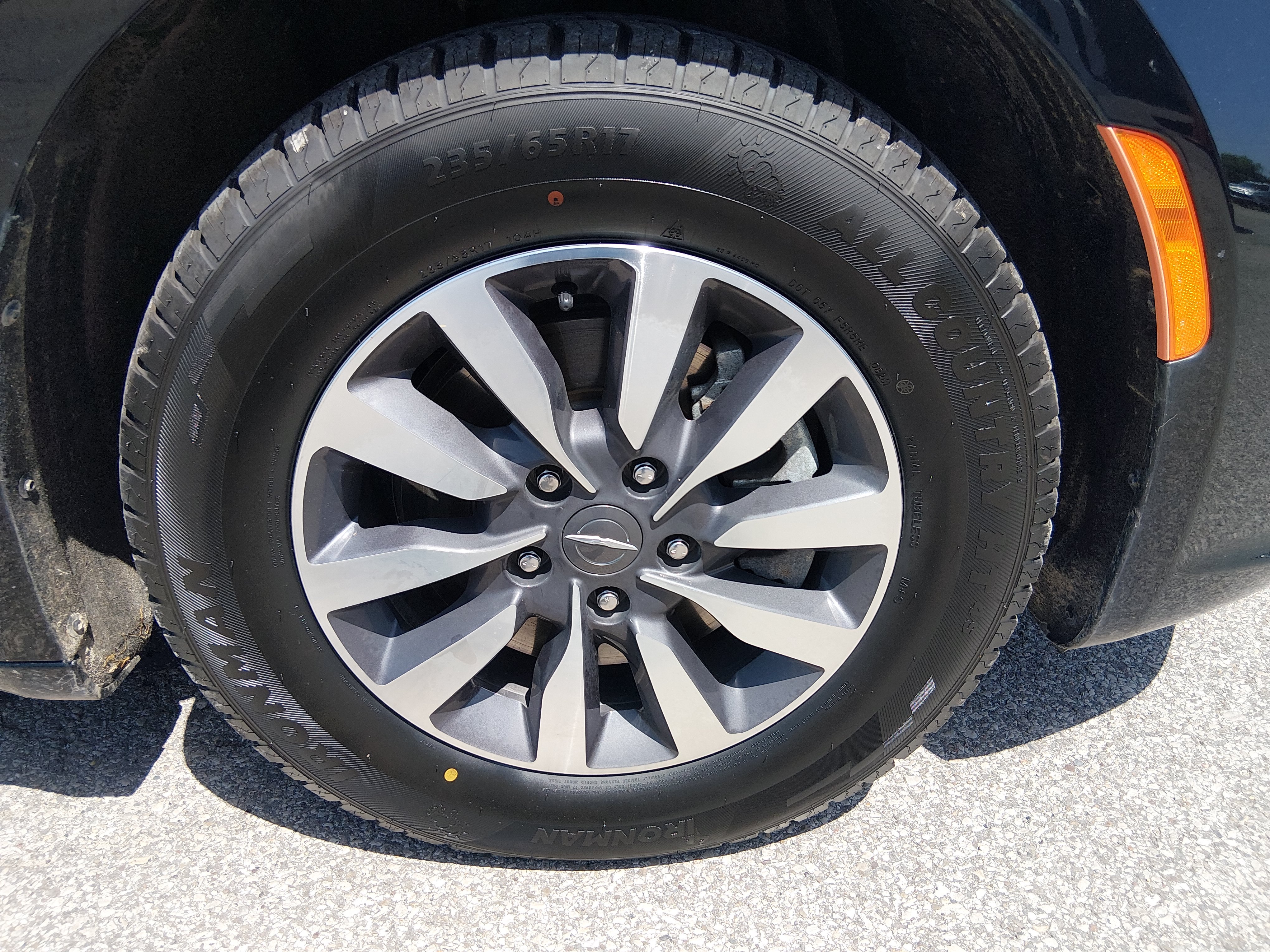 2024 Chrysler Pacifica PHEV Select - Photo 10