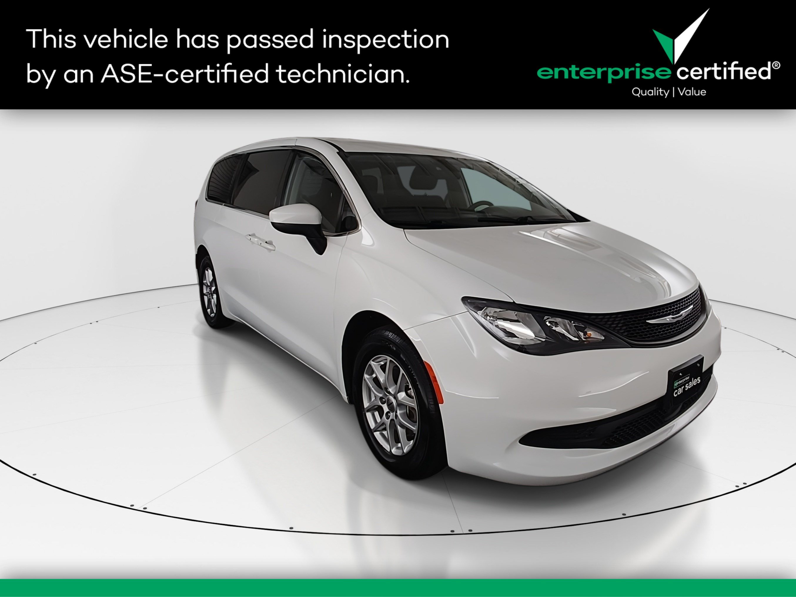 2022 Chrysler Voyager