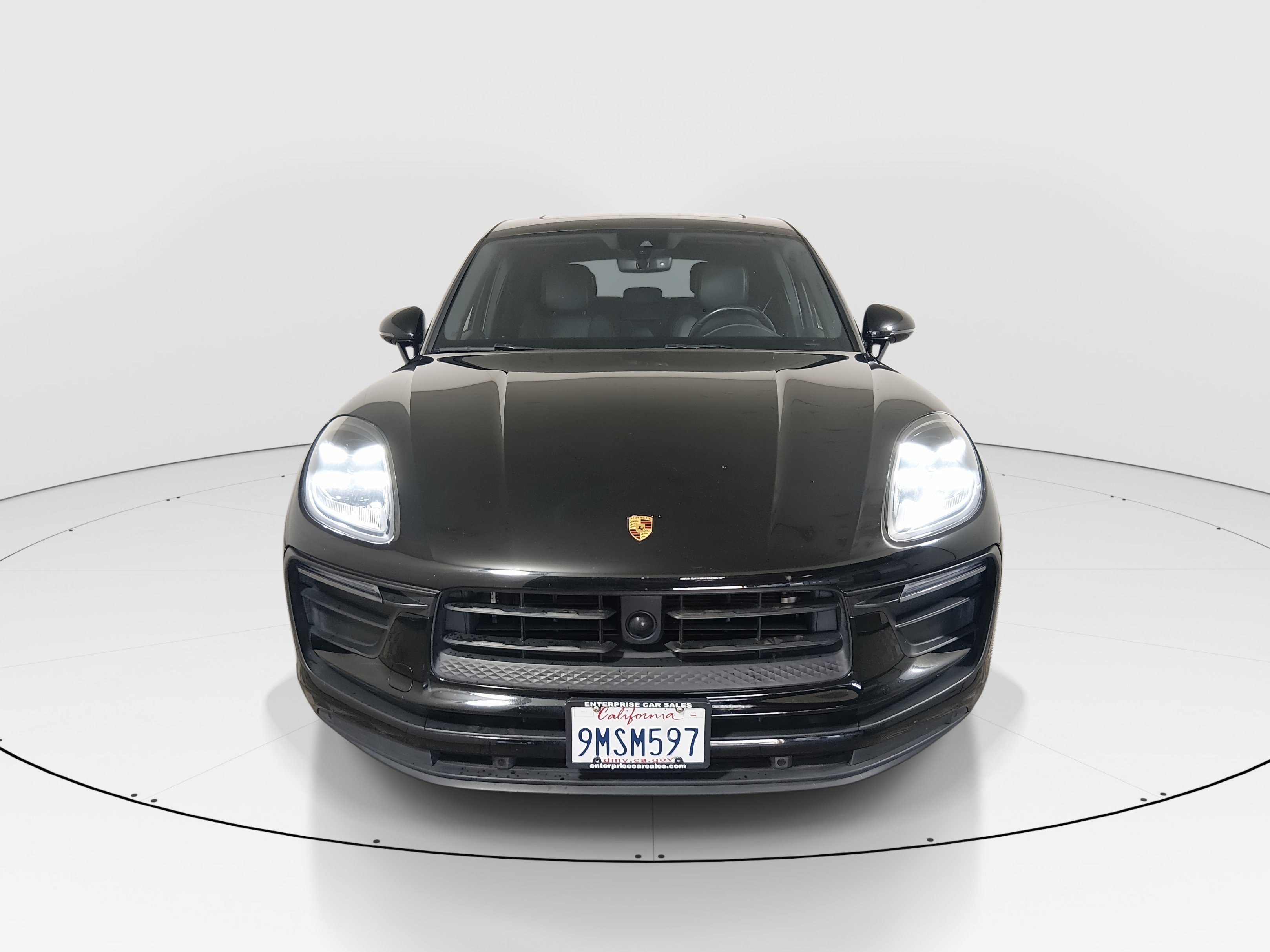 2024 Porsche Macan - Photo 2