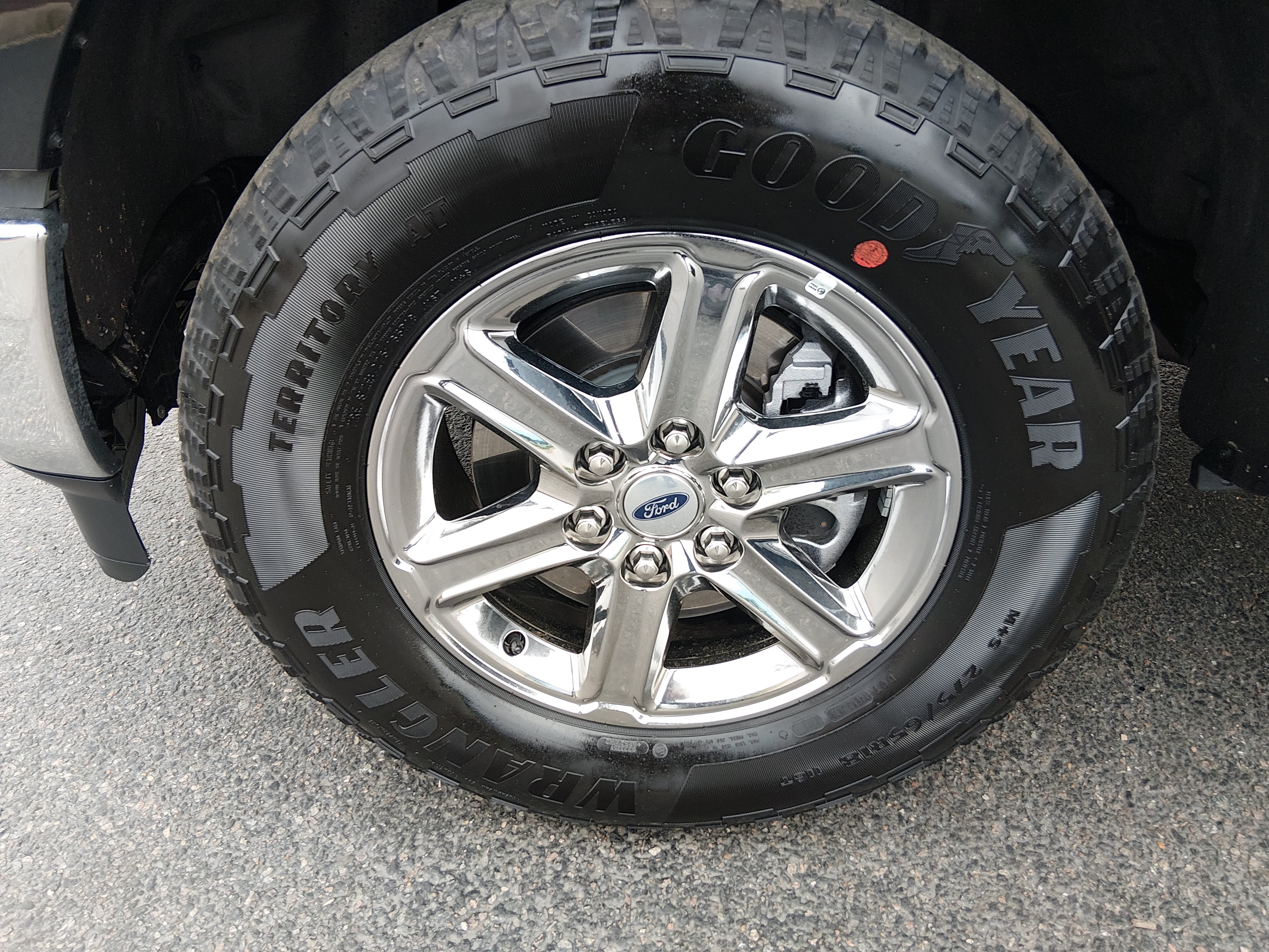 2025 Ford F-150 XLT - Photo 10