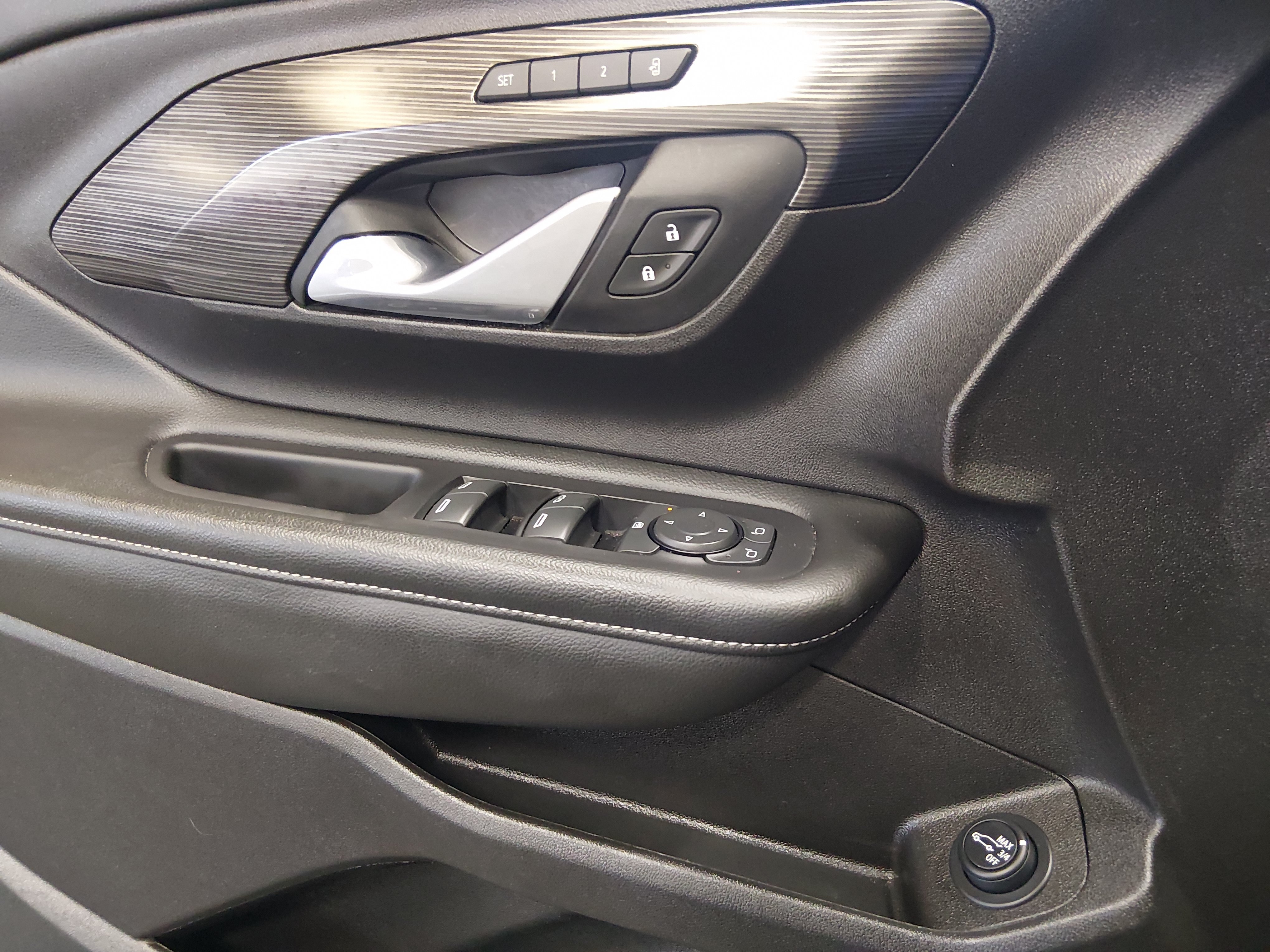 2024 GMC Terrain SLT - Photo 20
