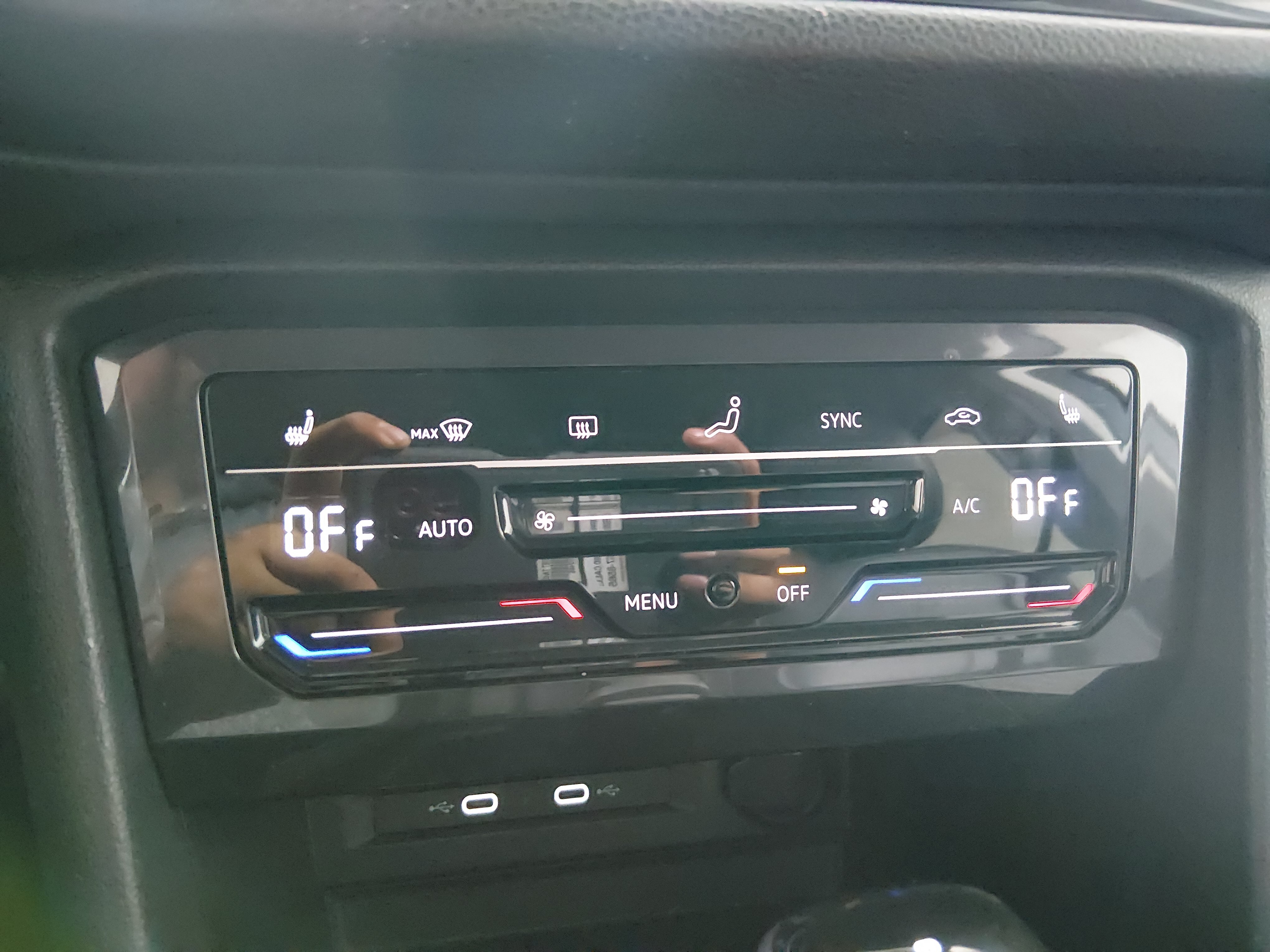 2024 Volkswagen Tiguan SE - Photo 18