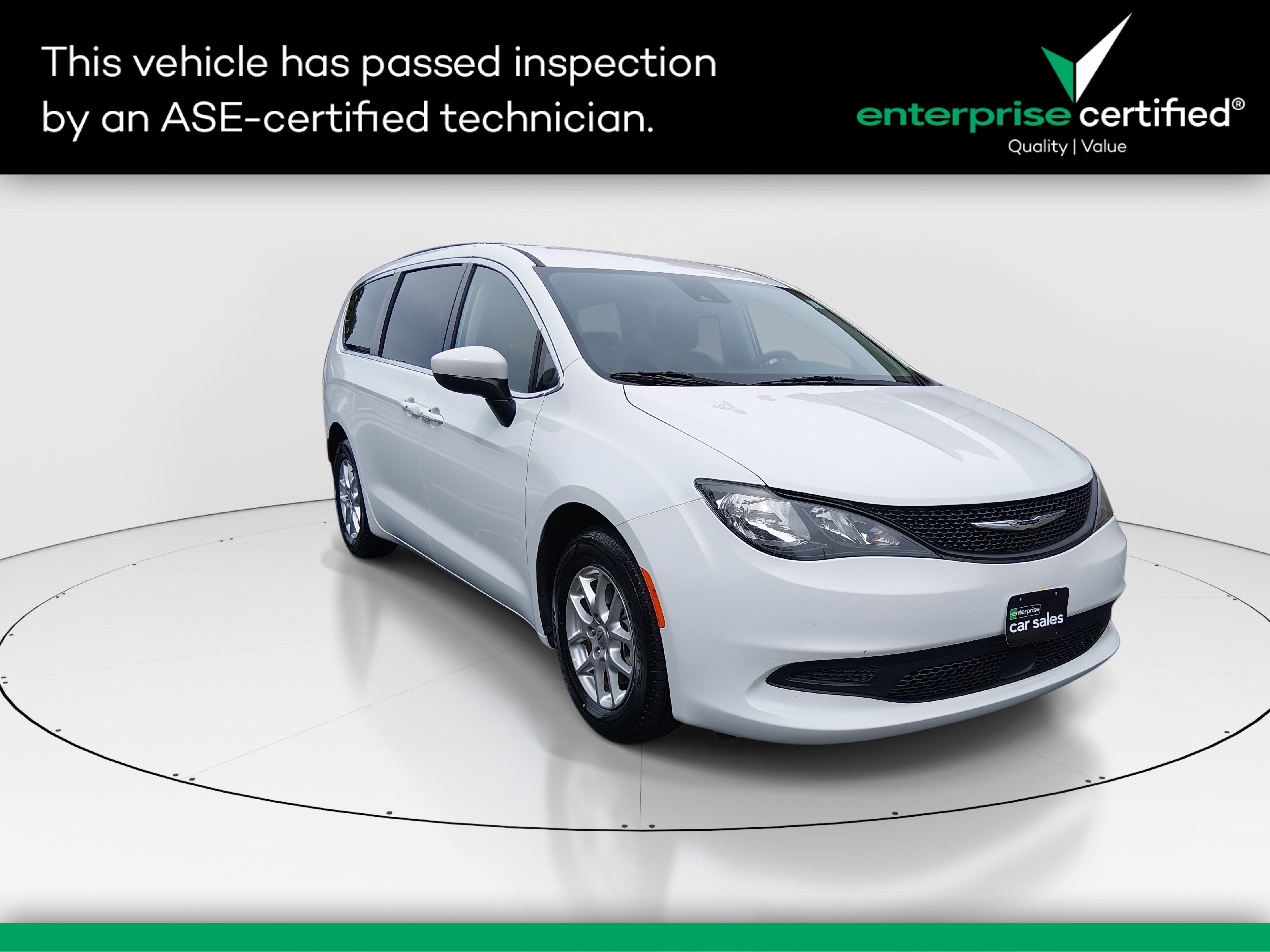 2023 Chrysler Voyager