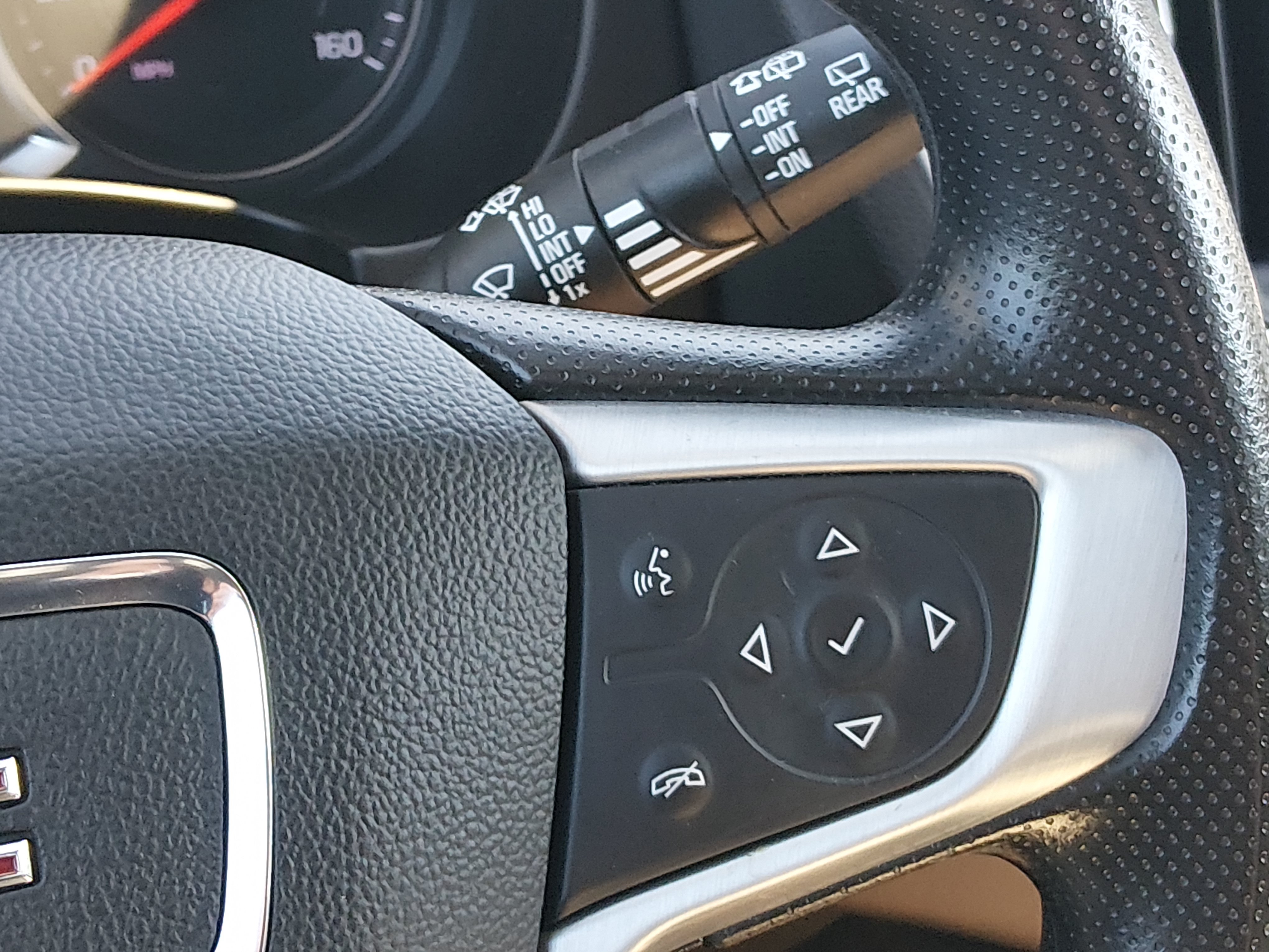 2024 GMC Terrain SLE - Photo 15