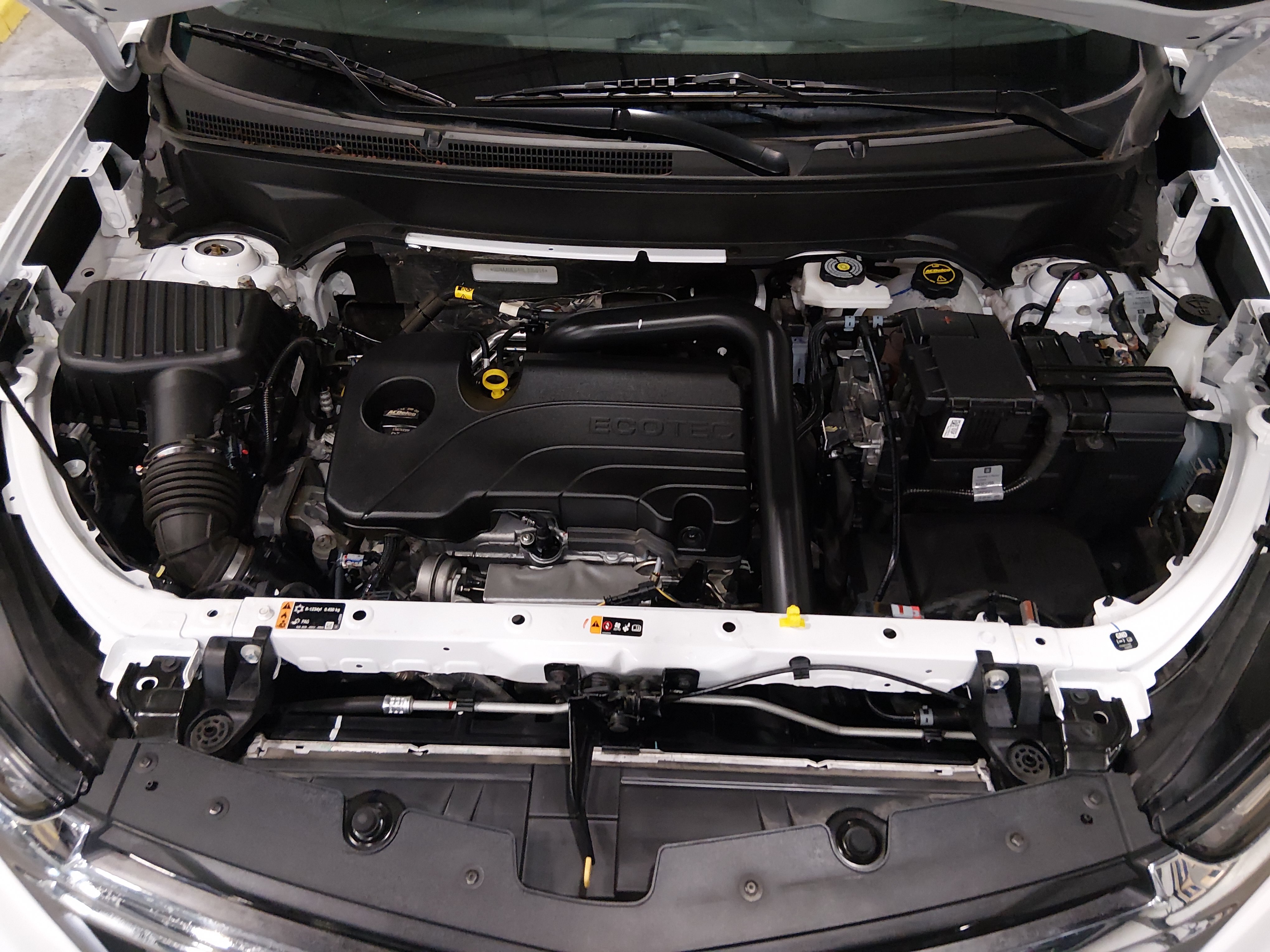2024 Chevrolet Equinox LT - Photo 9