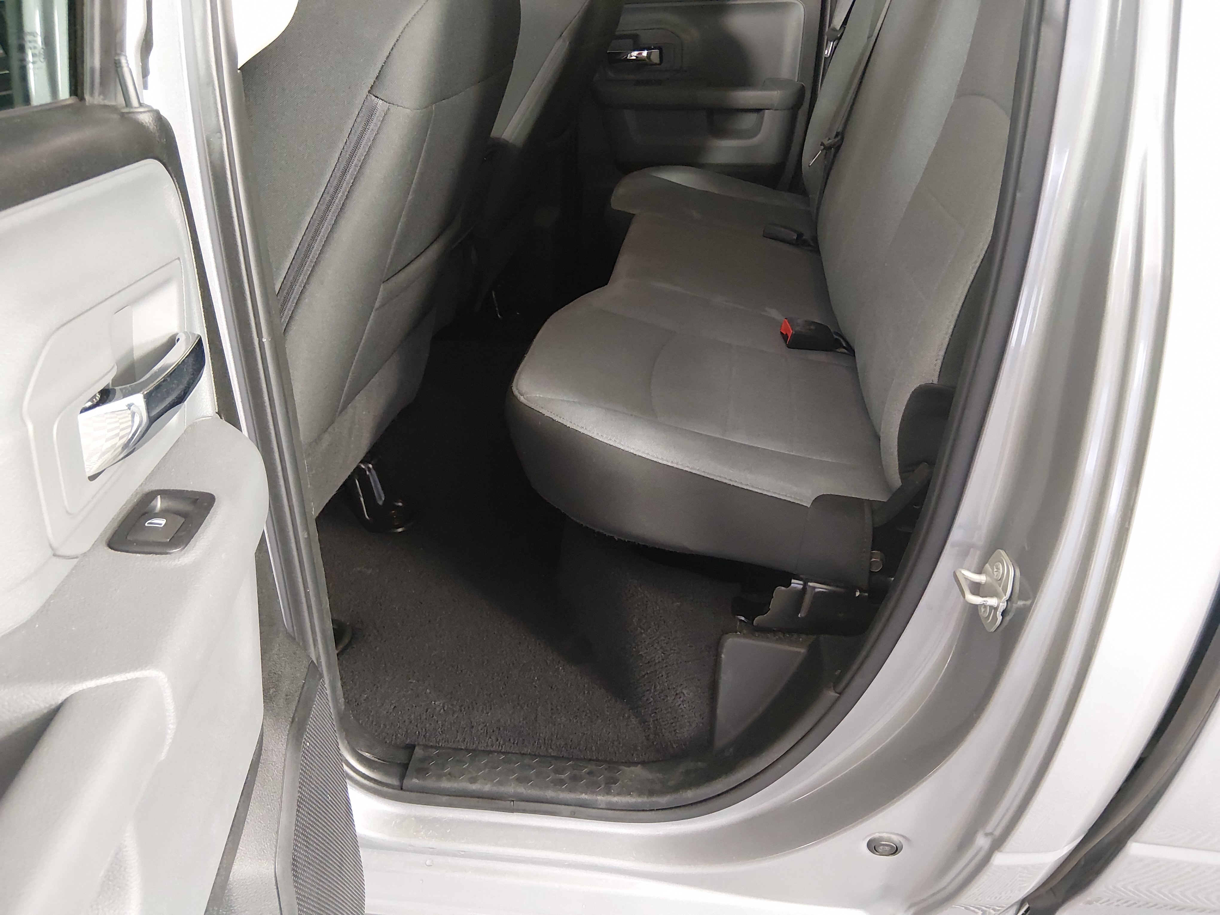 2024 RAM Ram 1500 Classic SLT - Photo 21