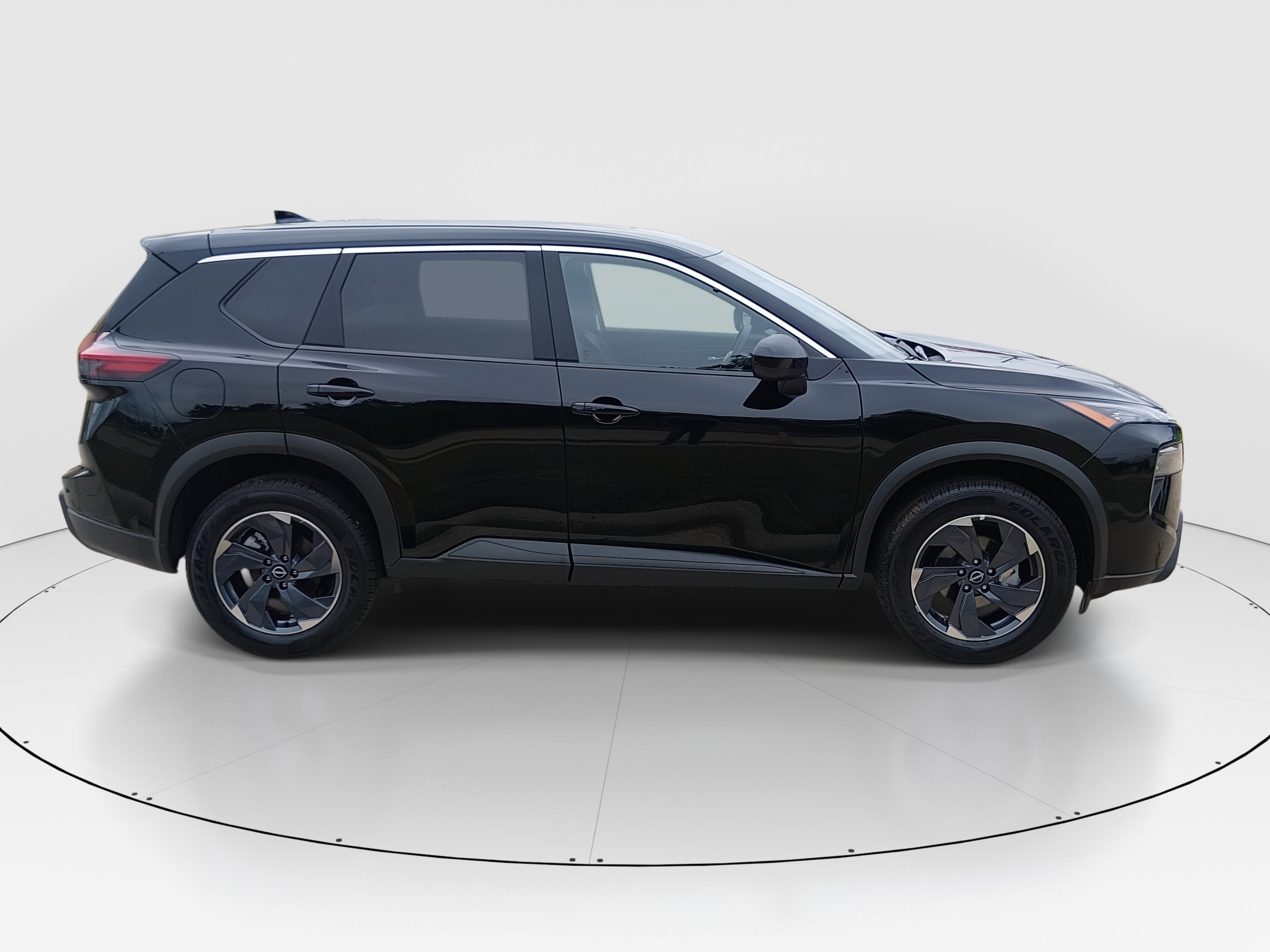2025 Nissan Rogue SV - Photo 8