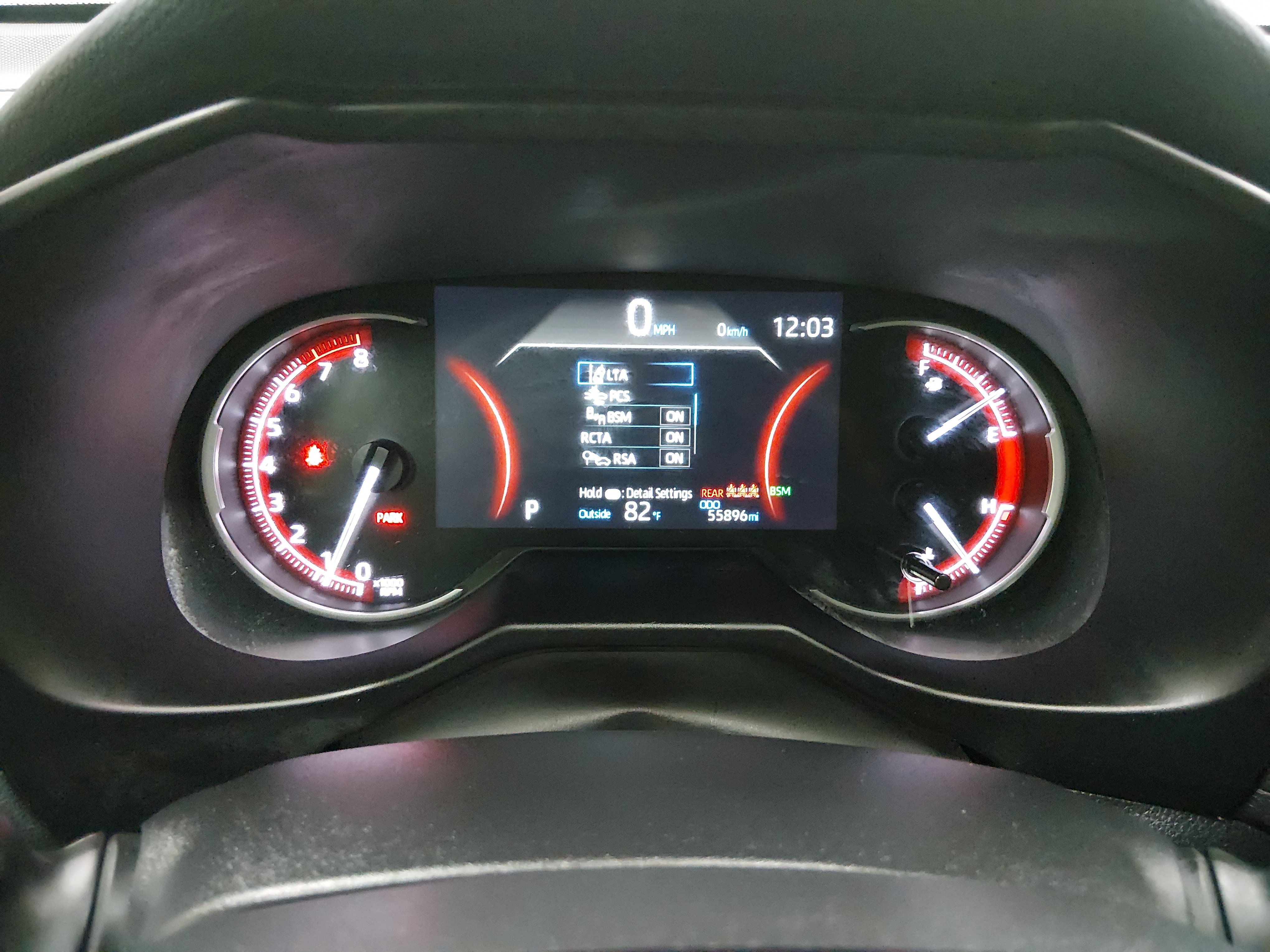 2024 Toyota RAV4 XLE - Photo 14