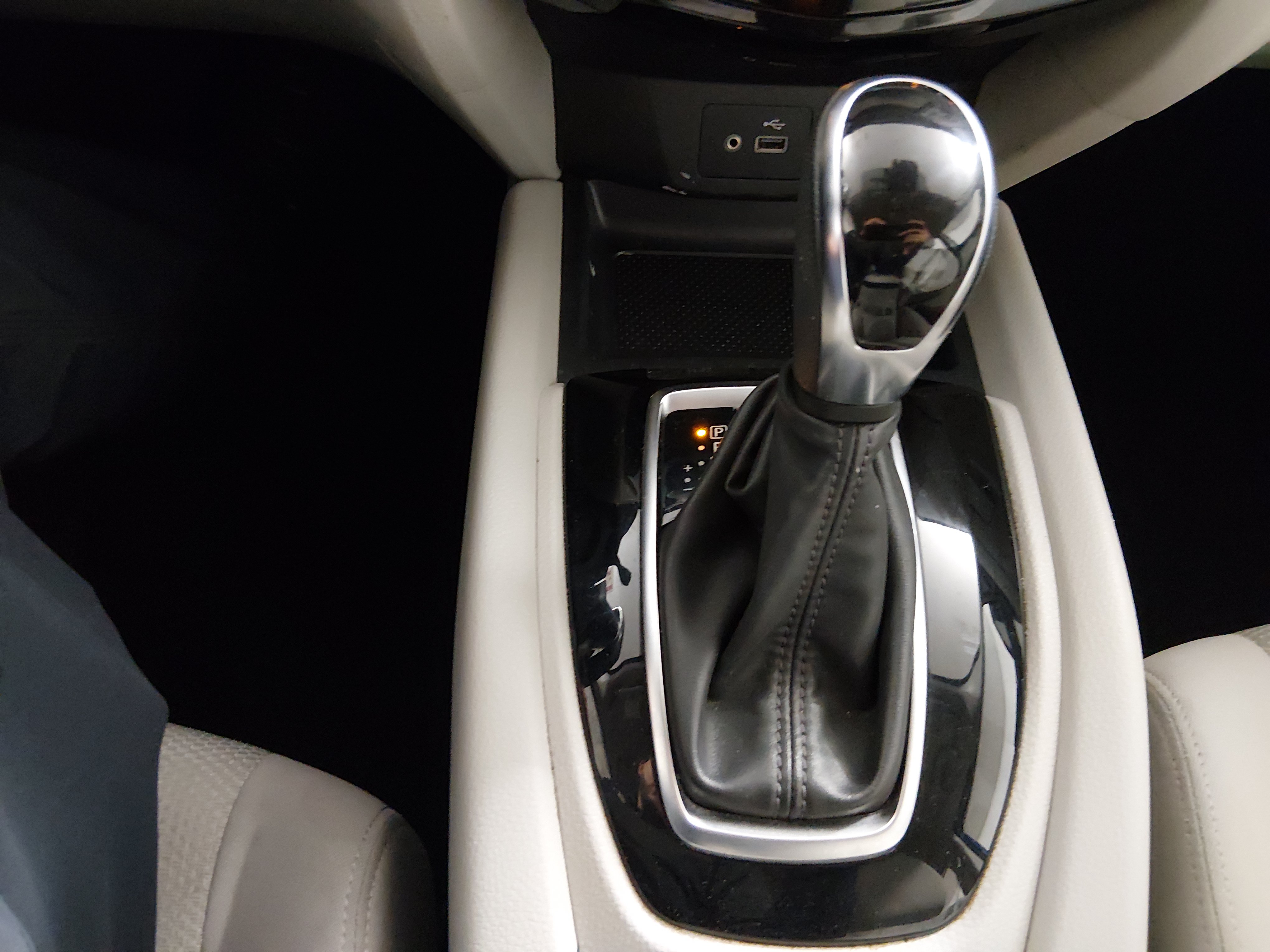 2022 Nissan Rogue Sport SV - Photo 16