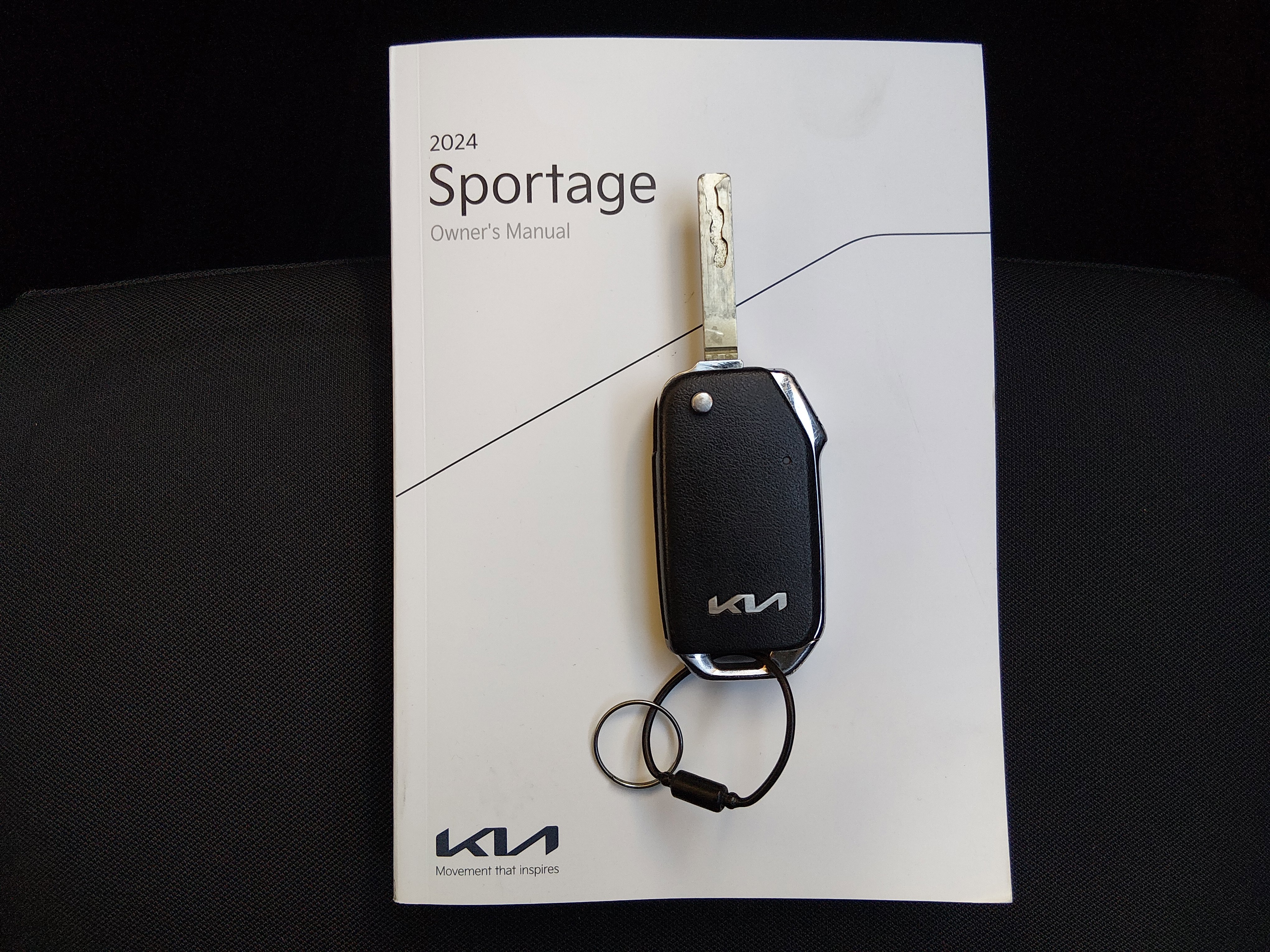 2024 Kia Sportage LX - Photo 15