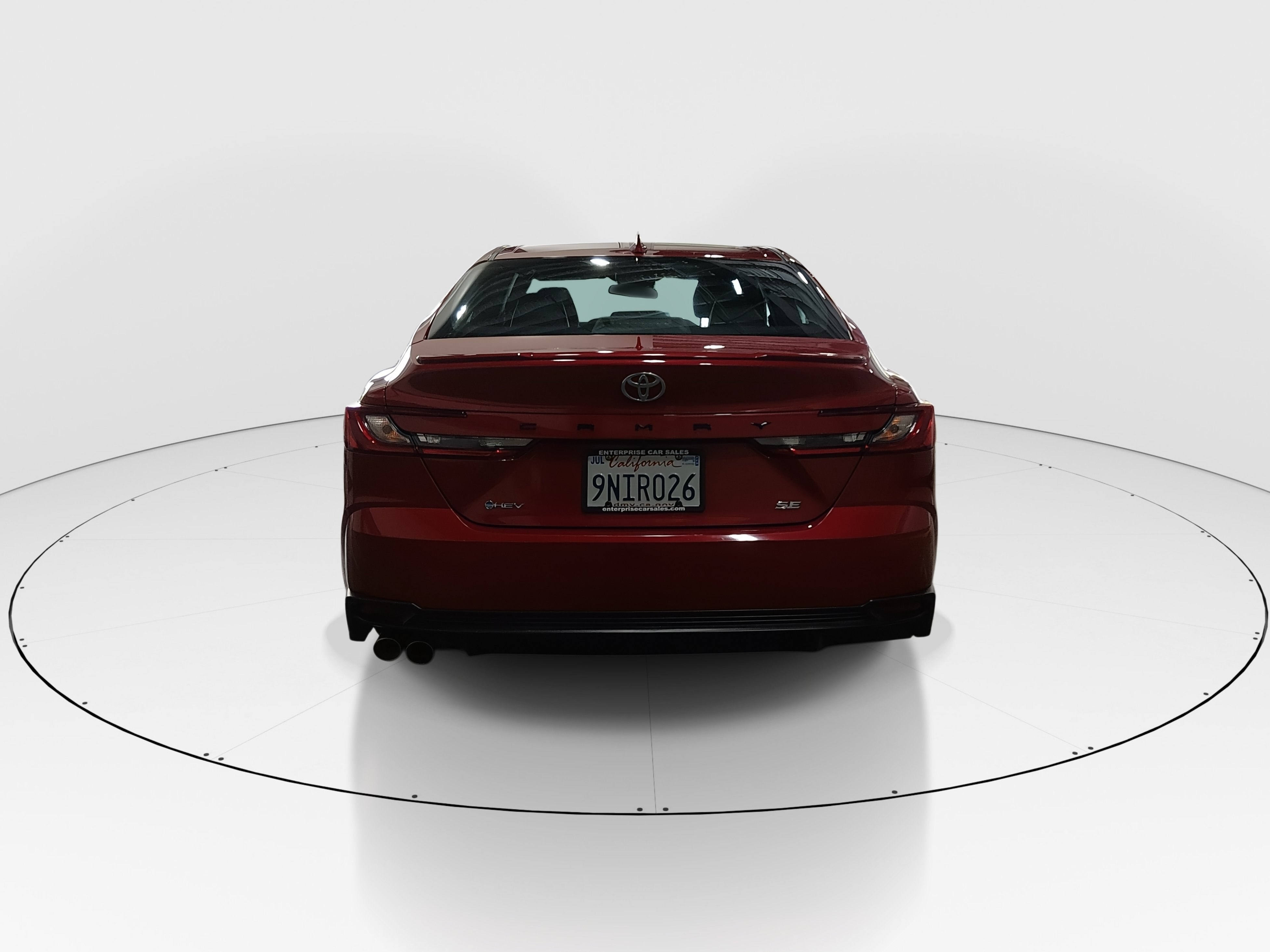 2025 Toyota Camry SE - Photo 6