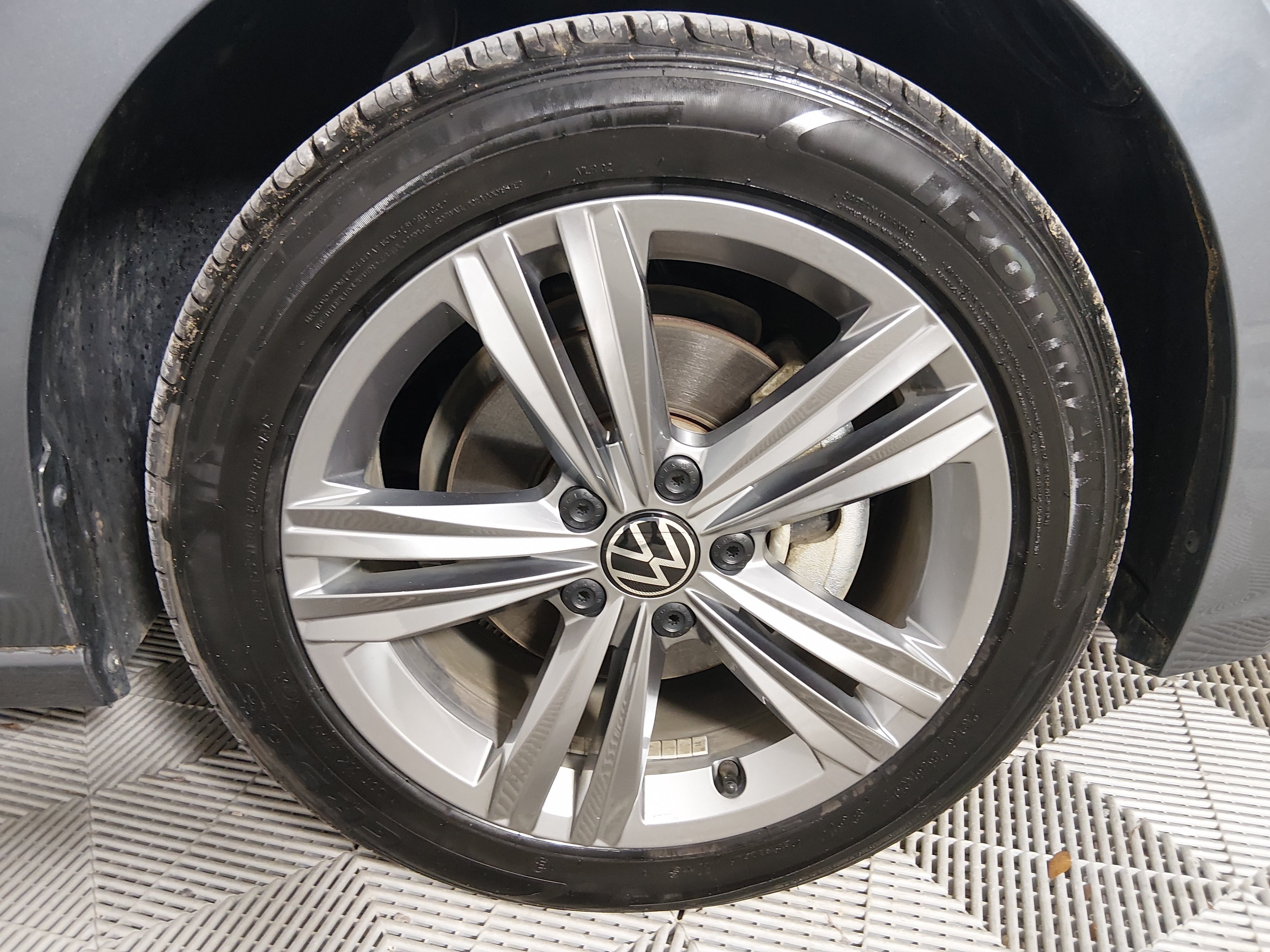 2024 Volkswagen Jetta SE - Photo 10