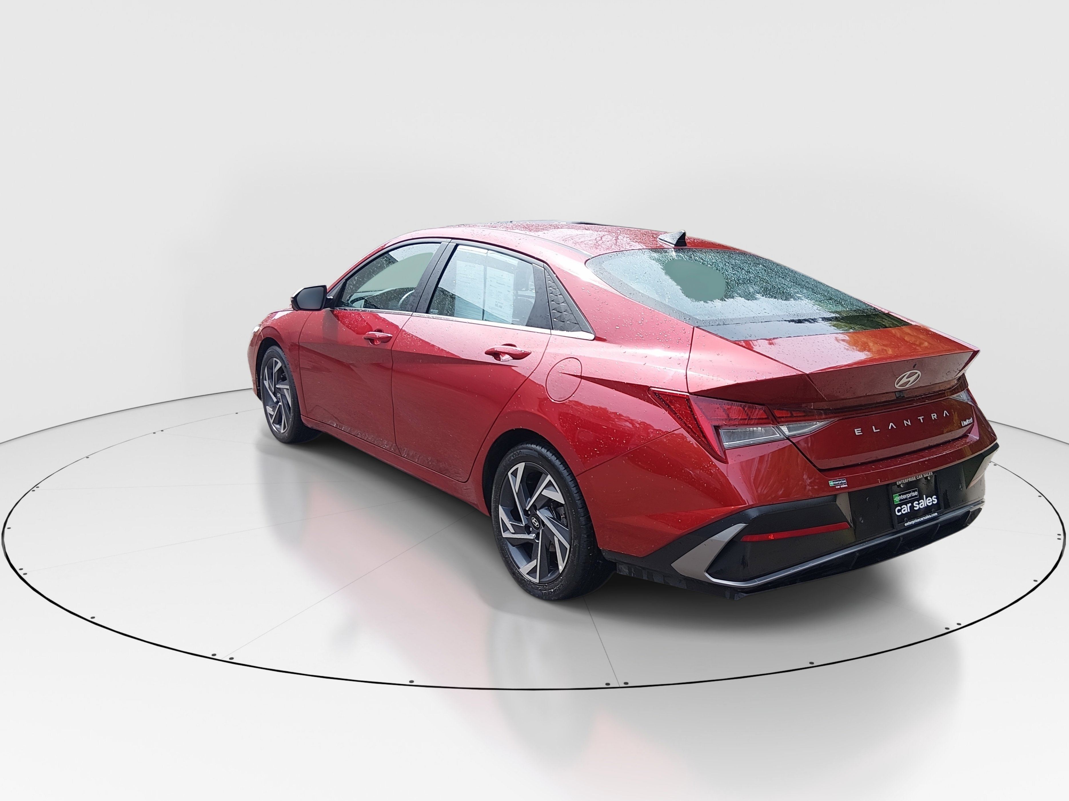 2024 Hyundai Elantra Limited - Photo 5