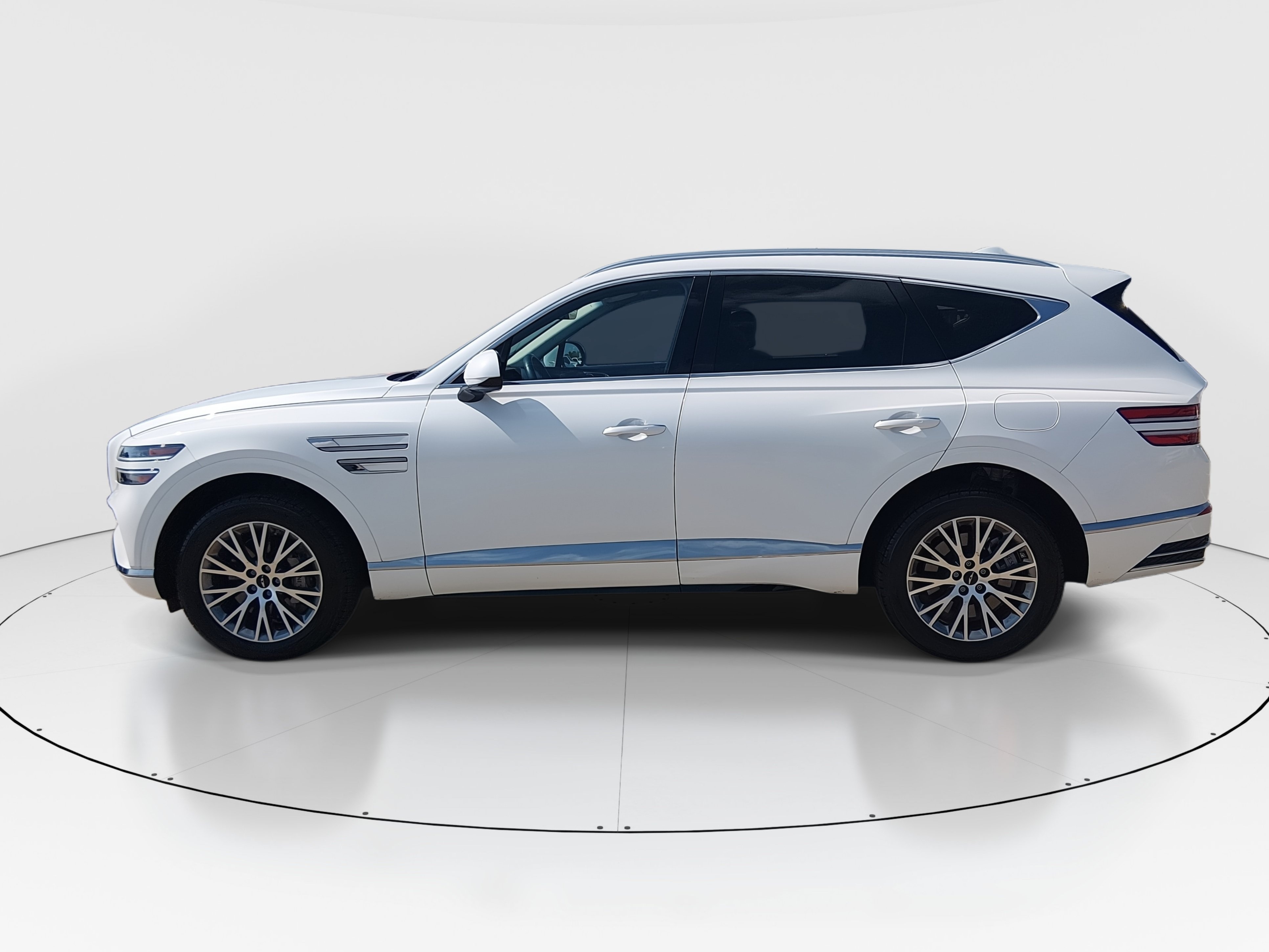 2025 GENESIS GV80 4
