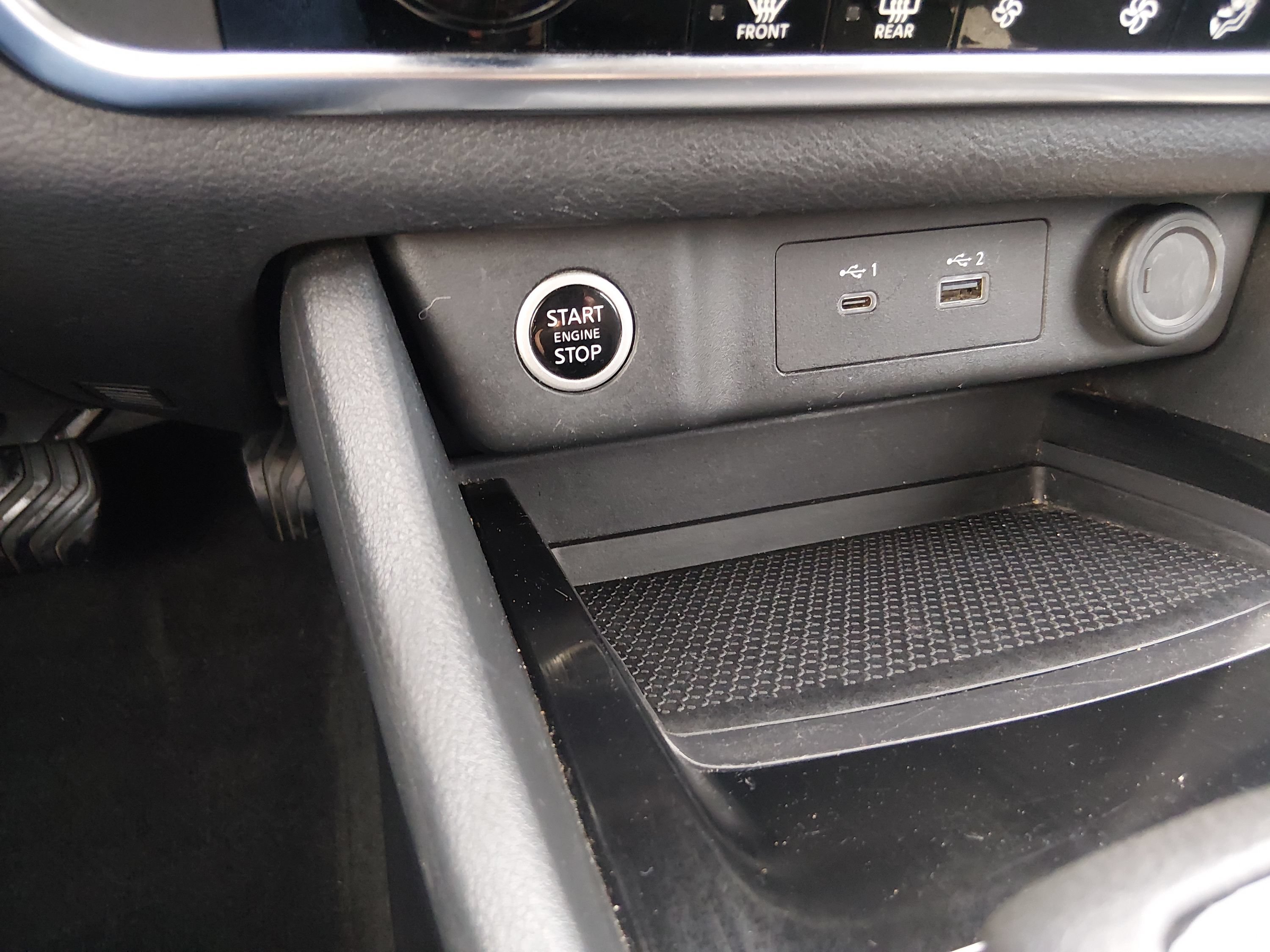 2023 Nissan Rogue SV - Photo 13