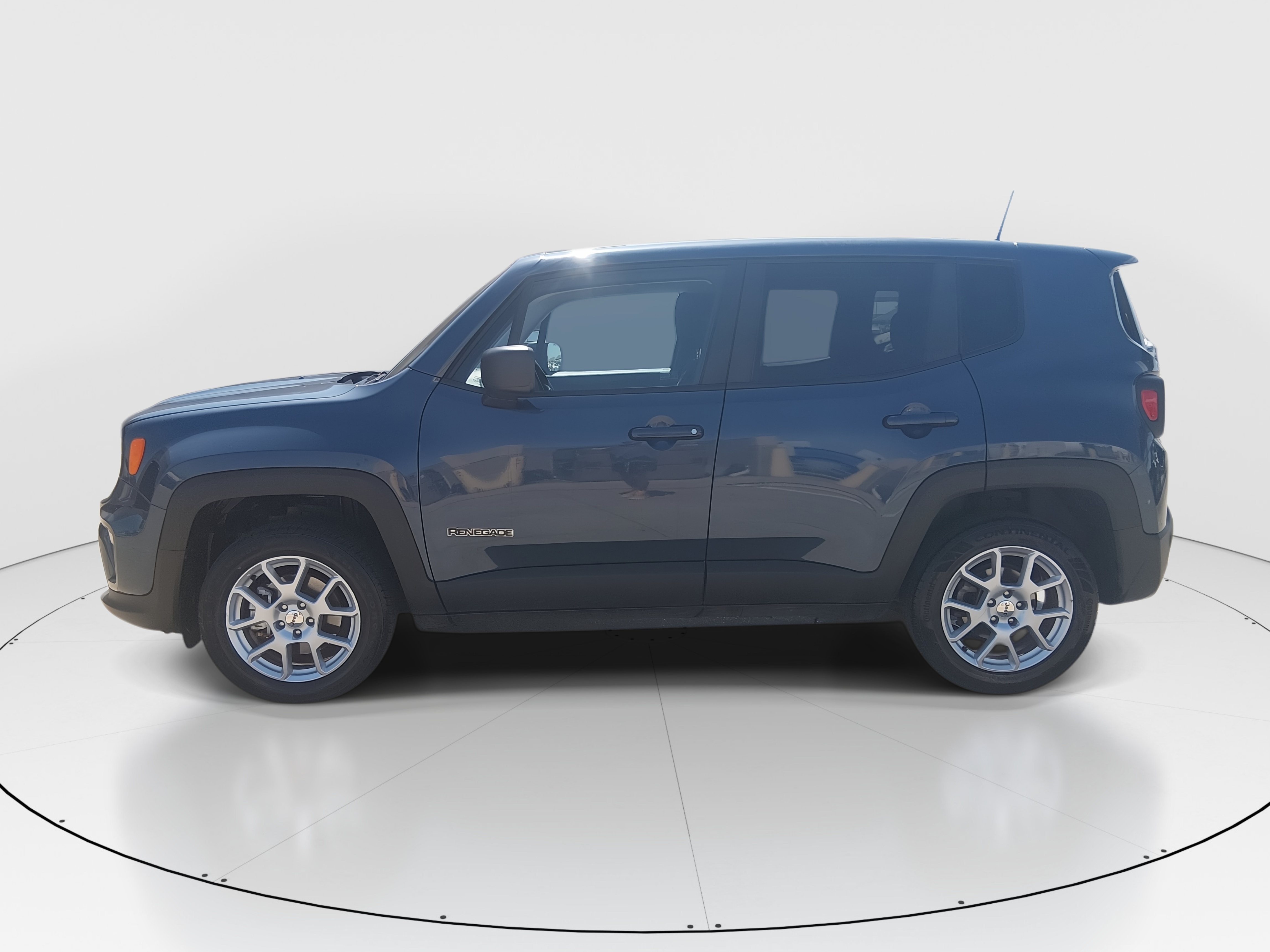 2023 Jeep Renegade 4