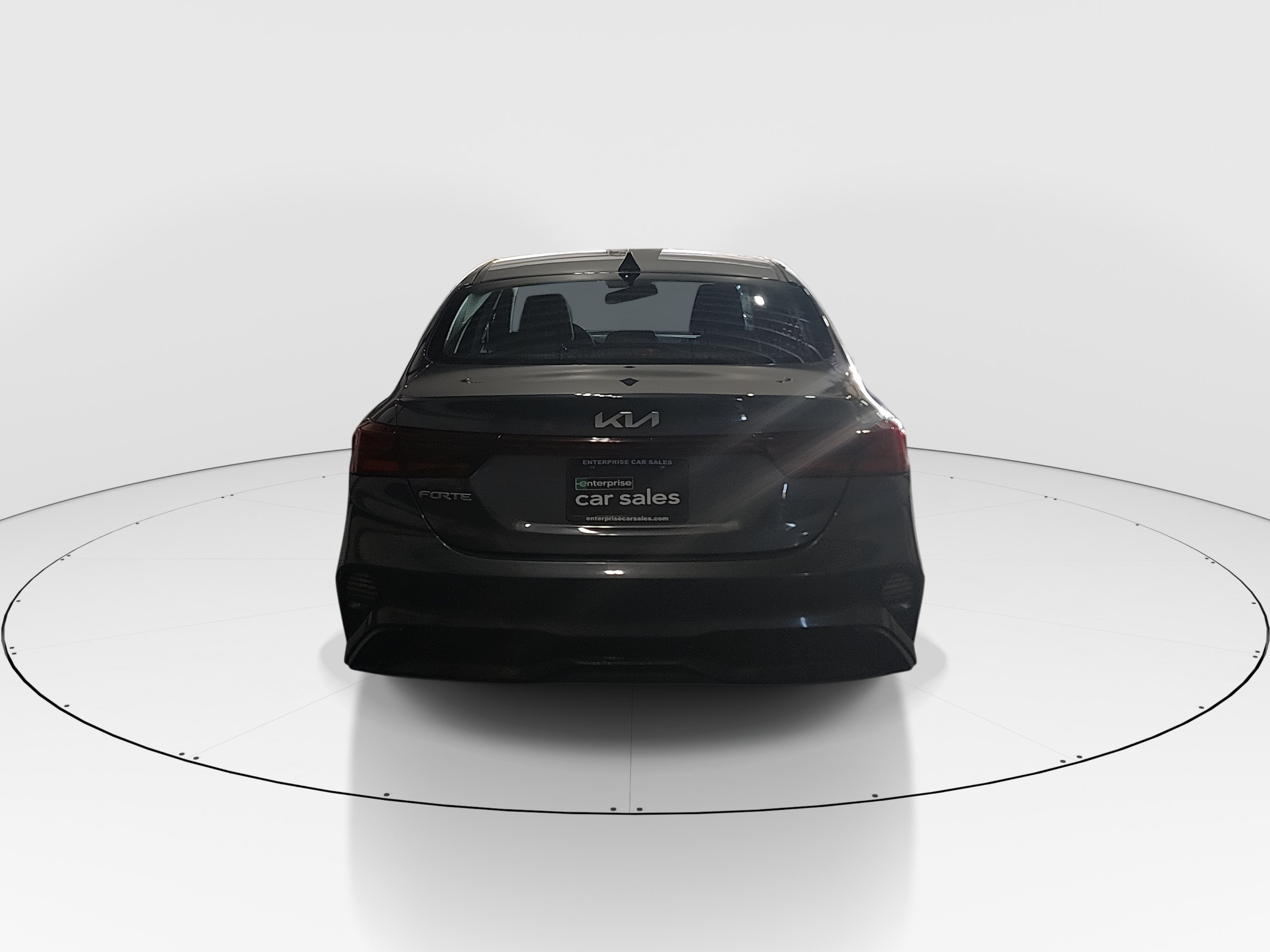 2024 Kia Forte LXS - Photo 6