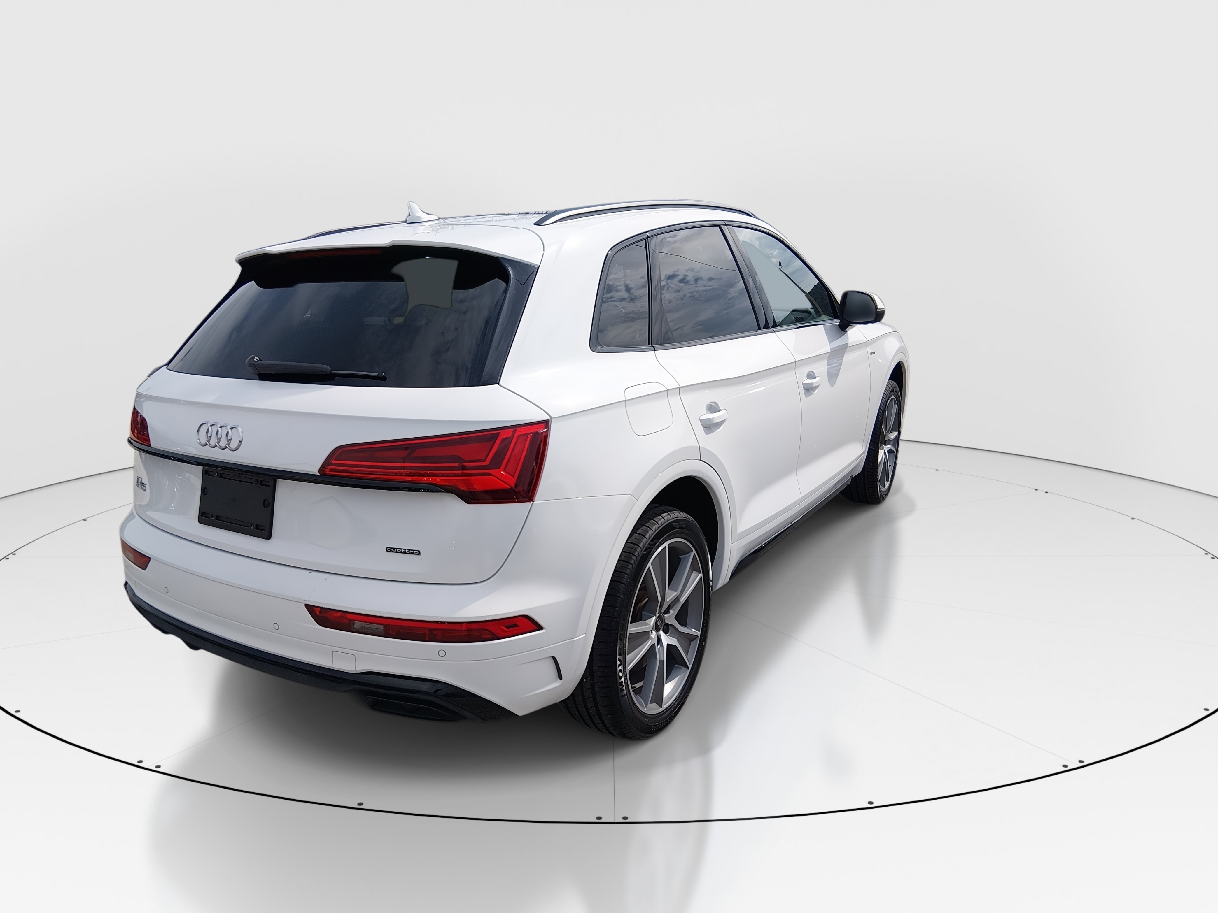 2025 Audi Q5 Premium - Photo 7