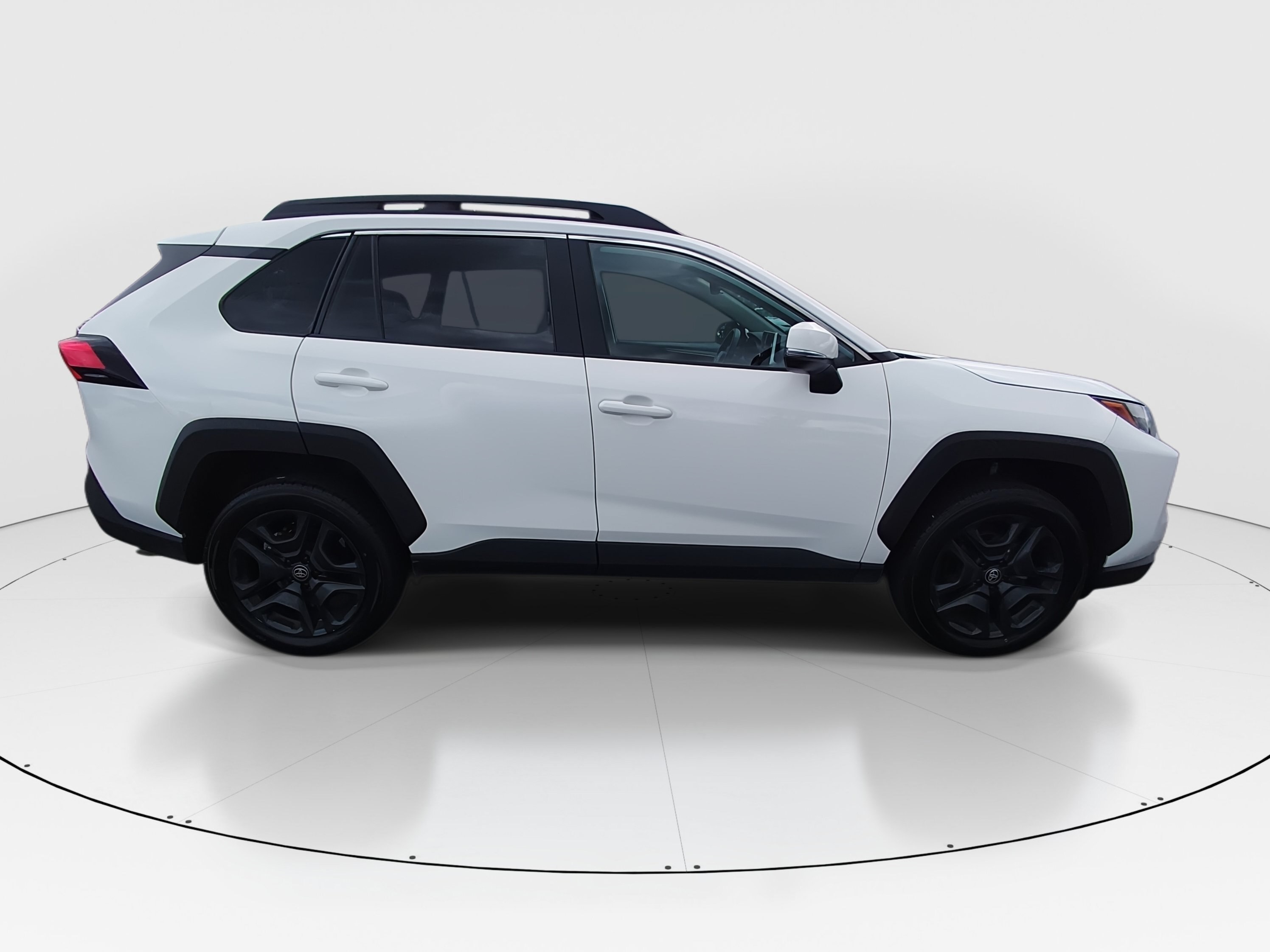2024 Toyota RAV4 Adventure - Photo 8