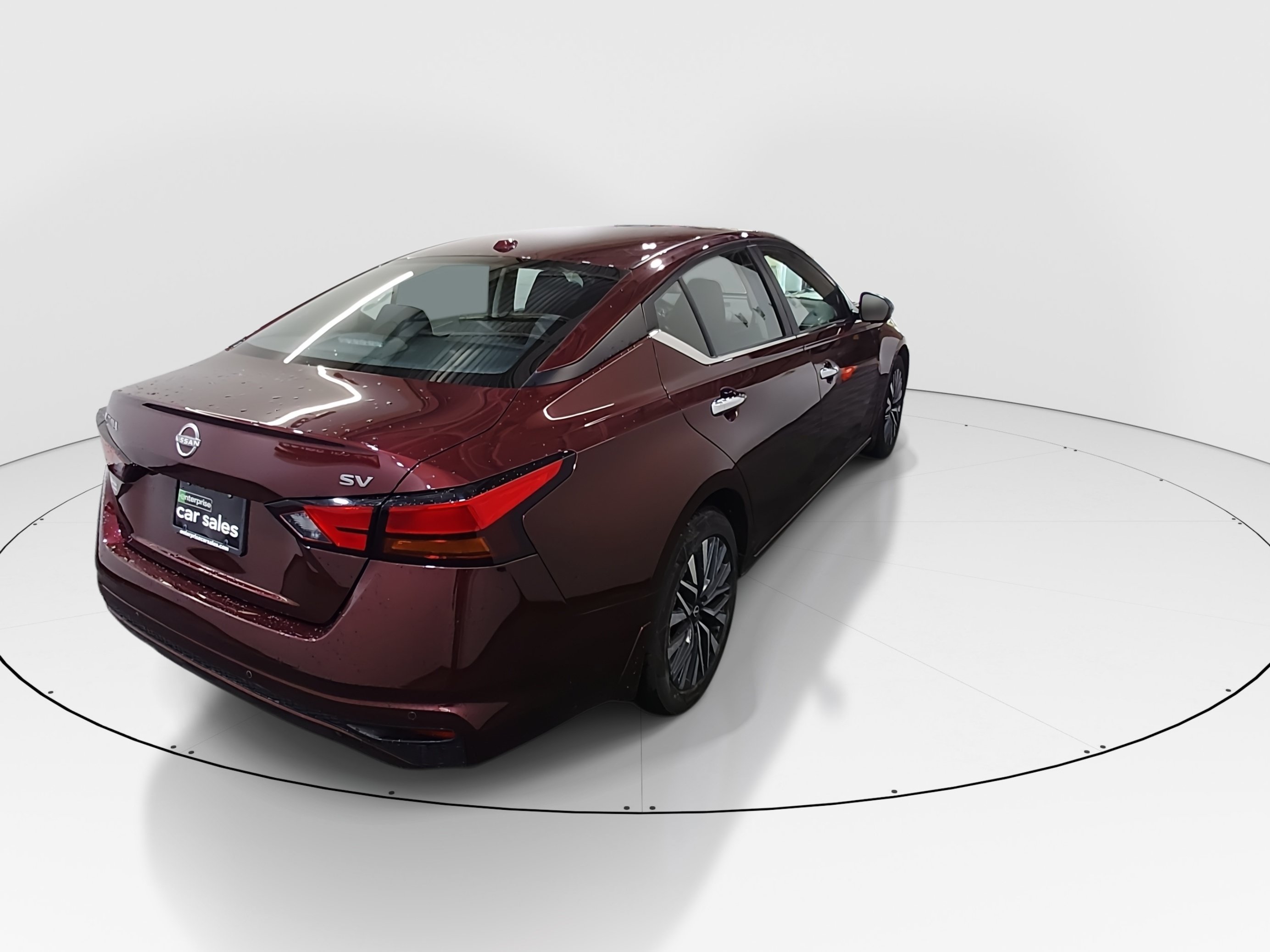 2024 Nissan Altima SV - Photo 7