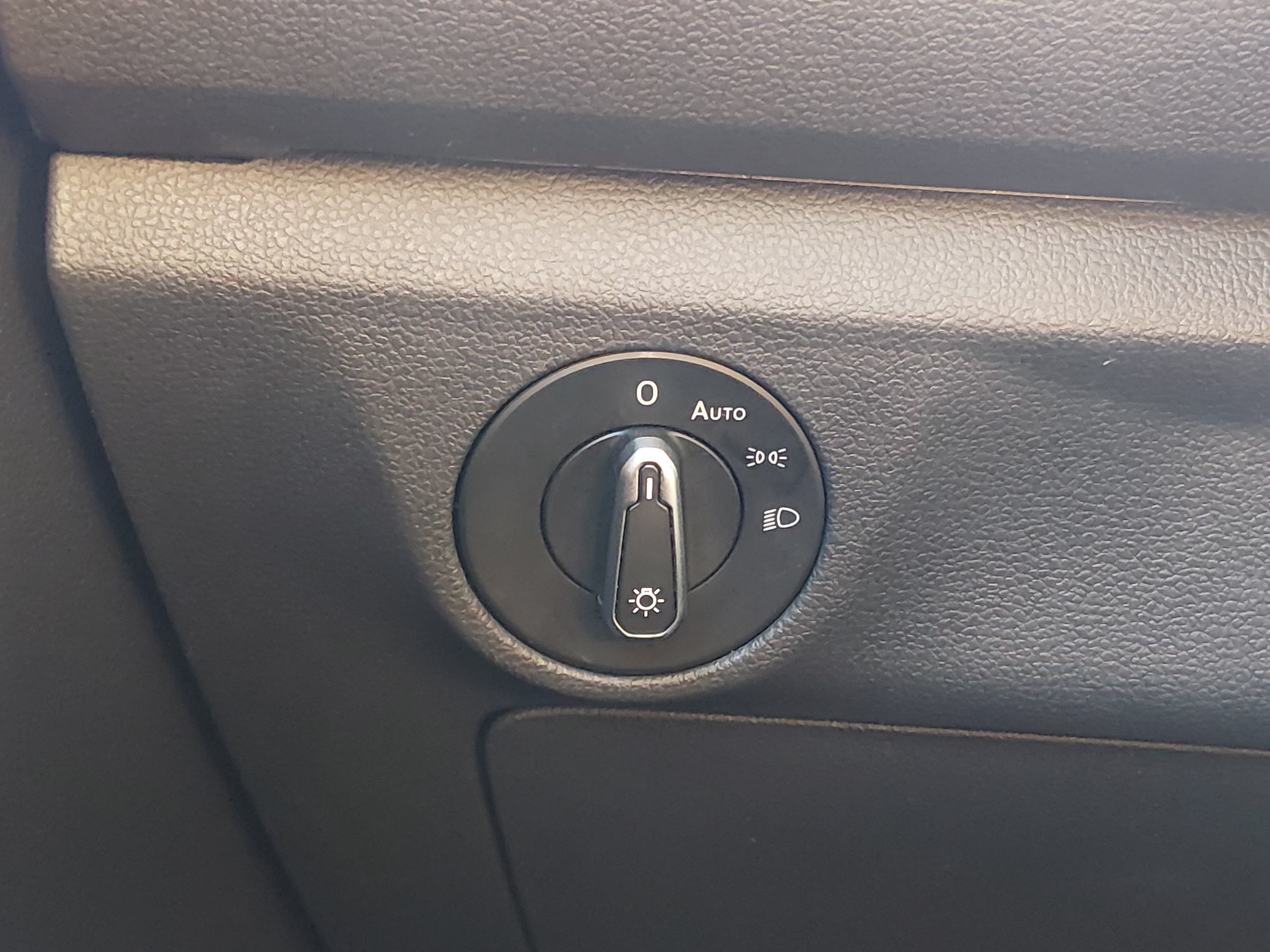 2024 Volkswagen Jetta SE - Photo 13