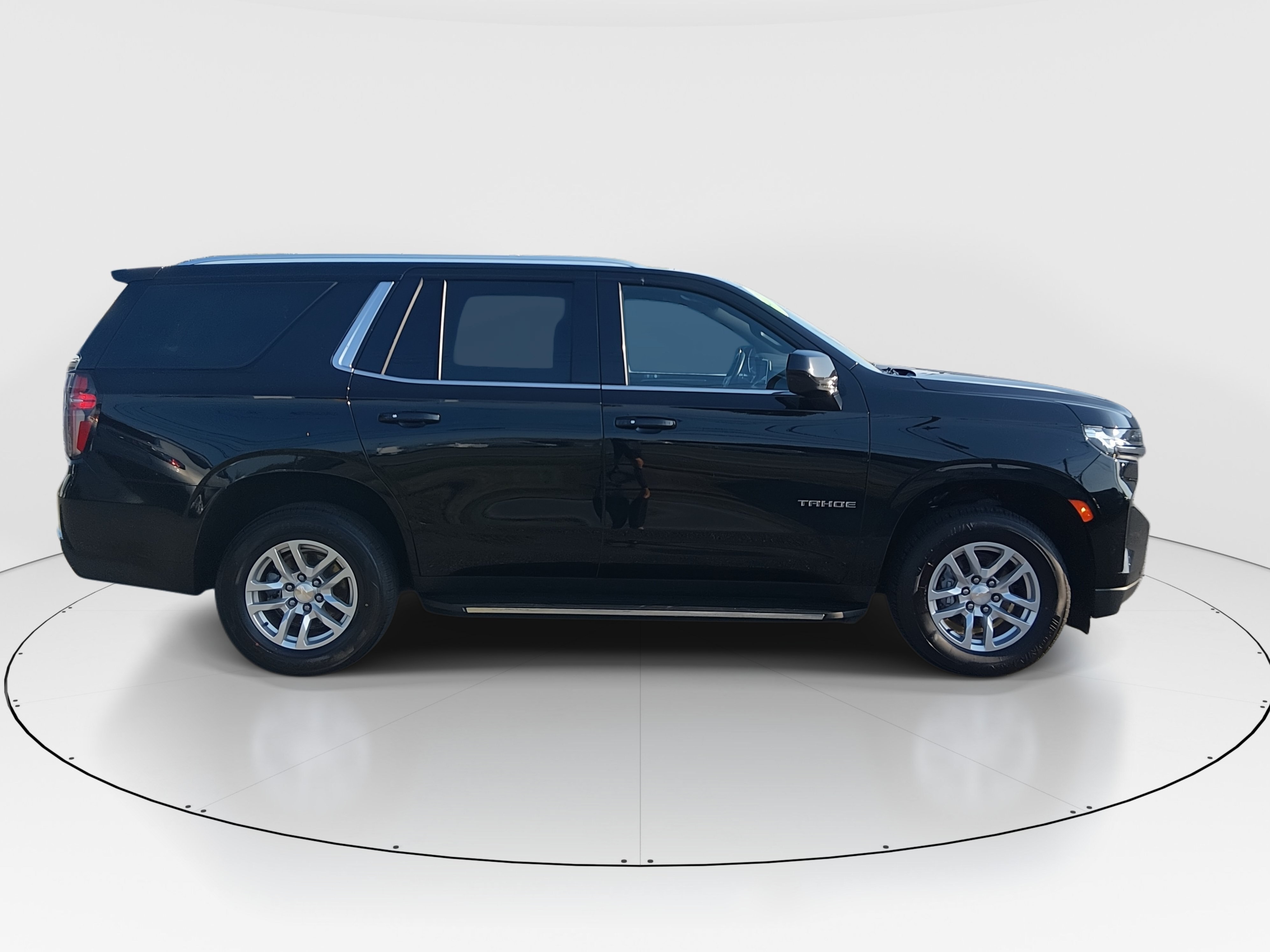 2024 Chevrolet Tahoe LT - Photo 8