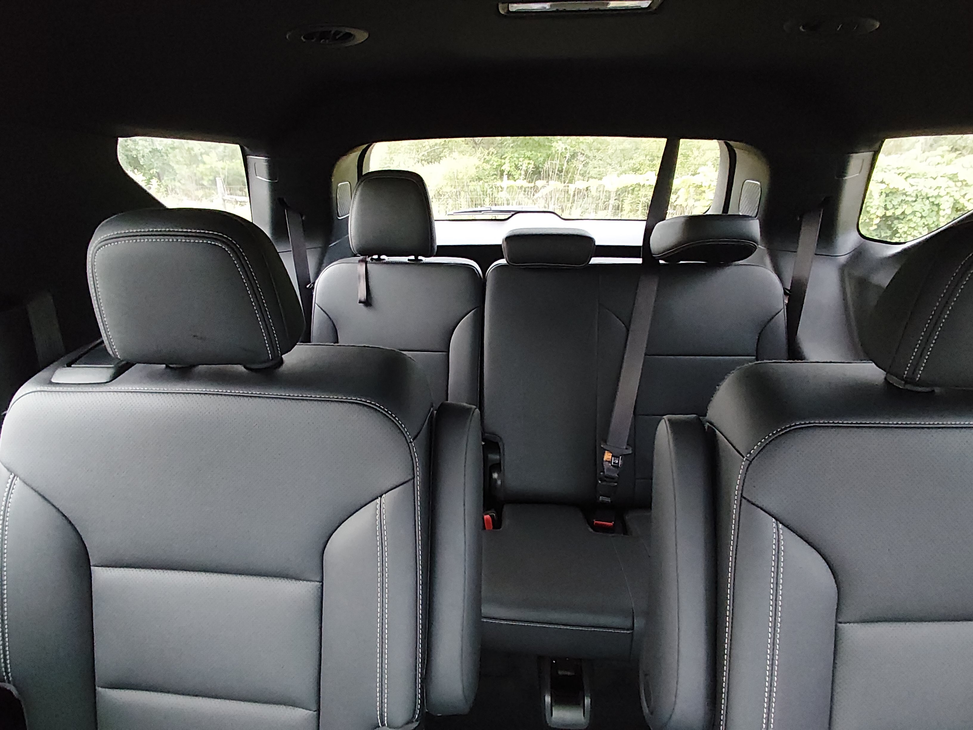 2025 Chevrolet Traverse LT - Photo 18