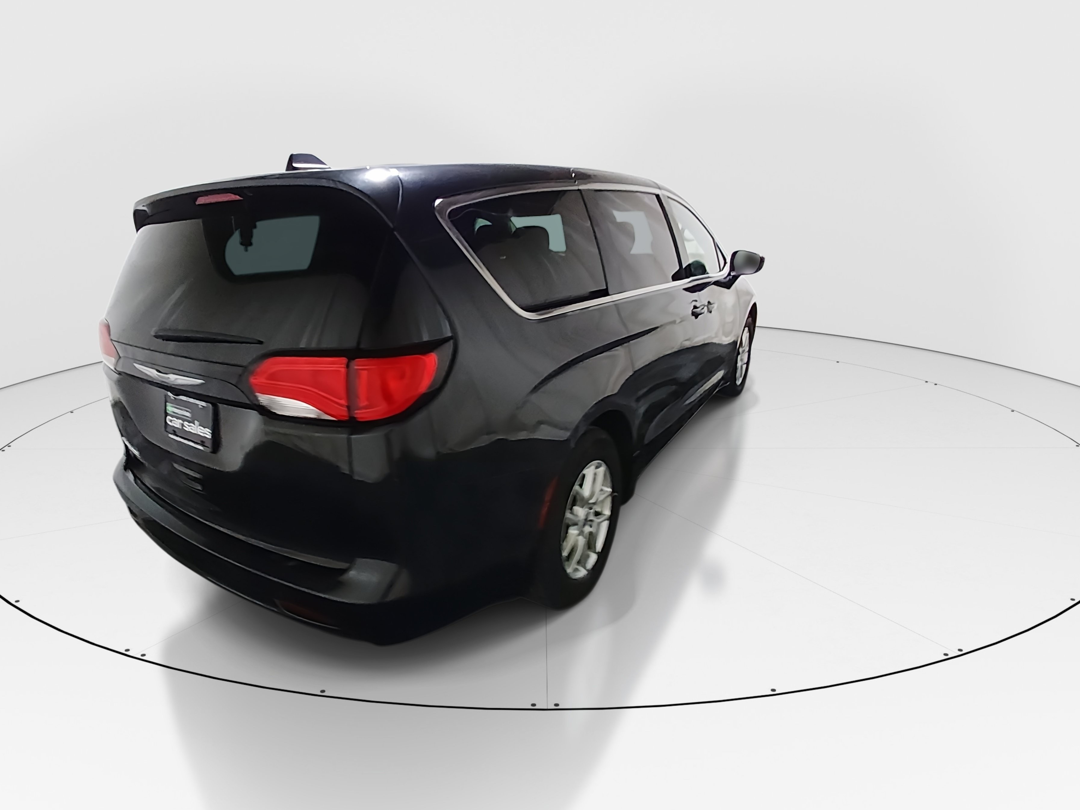 2023 Chrysler Voyager LX - Photo 7