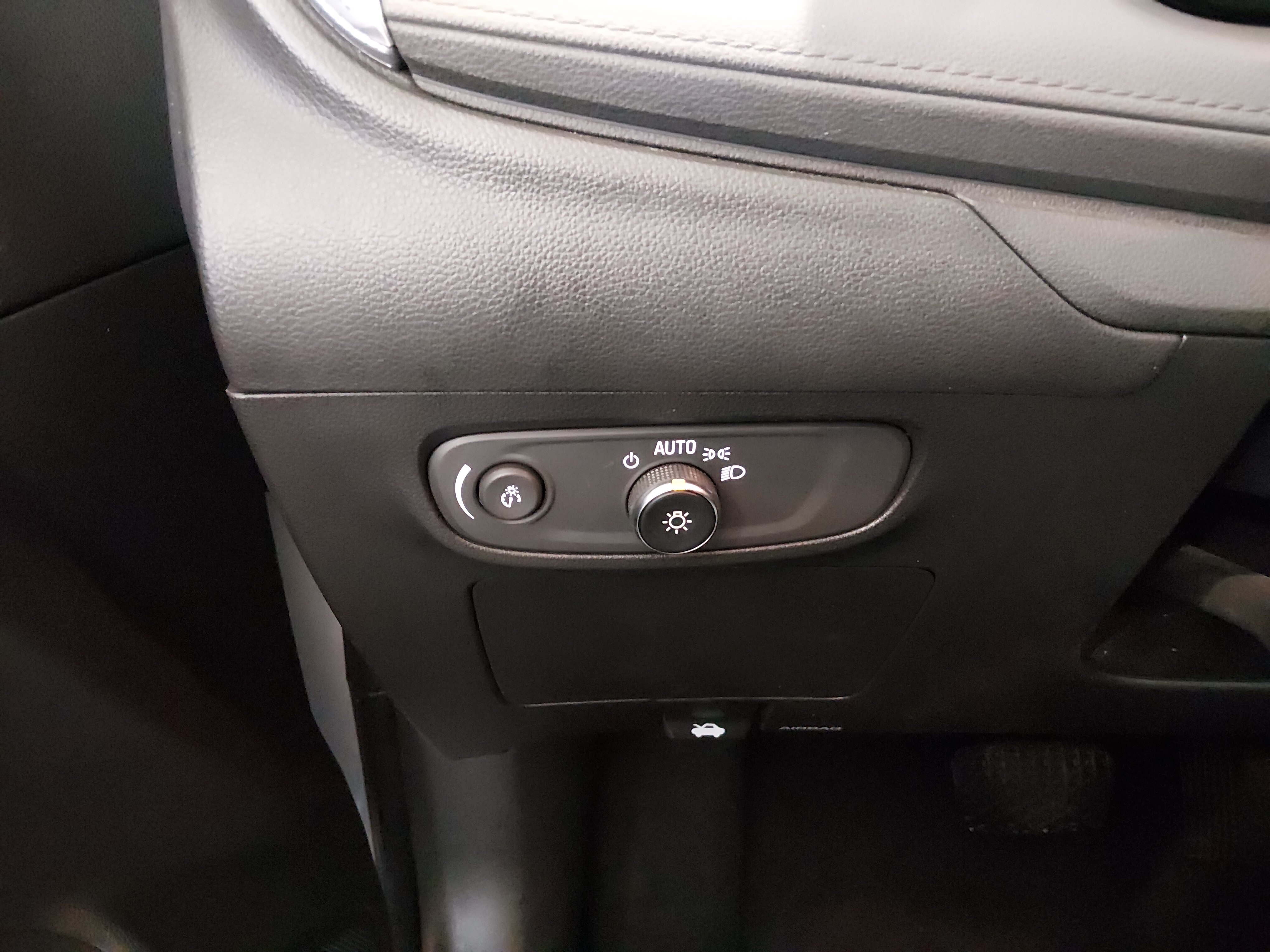 2024 Buick Encore GX Sport Touring - Photo 13