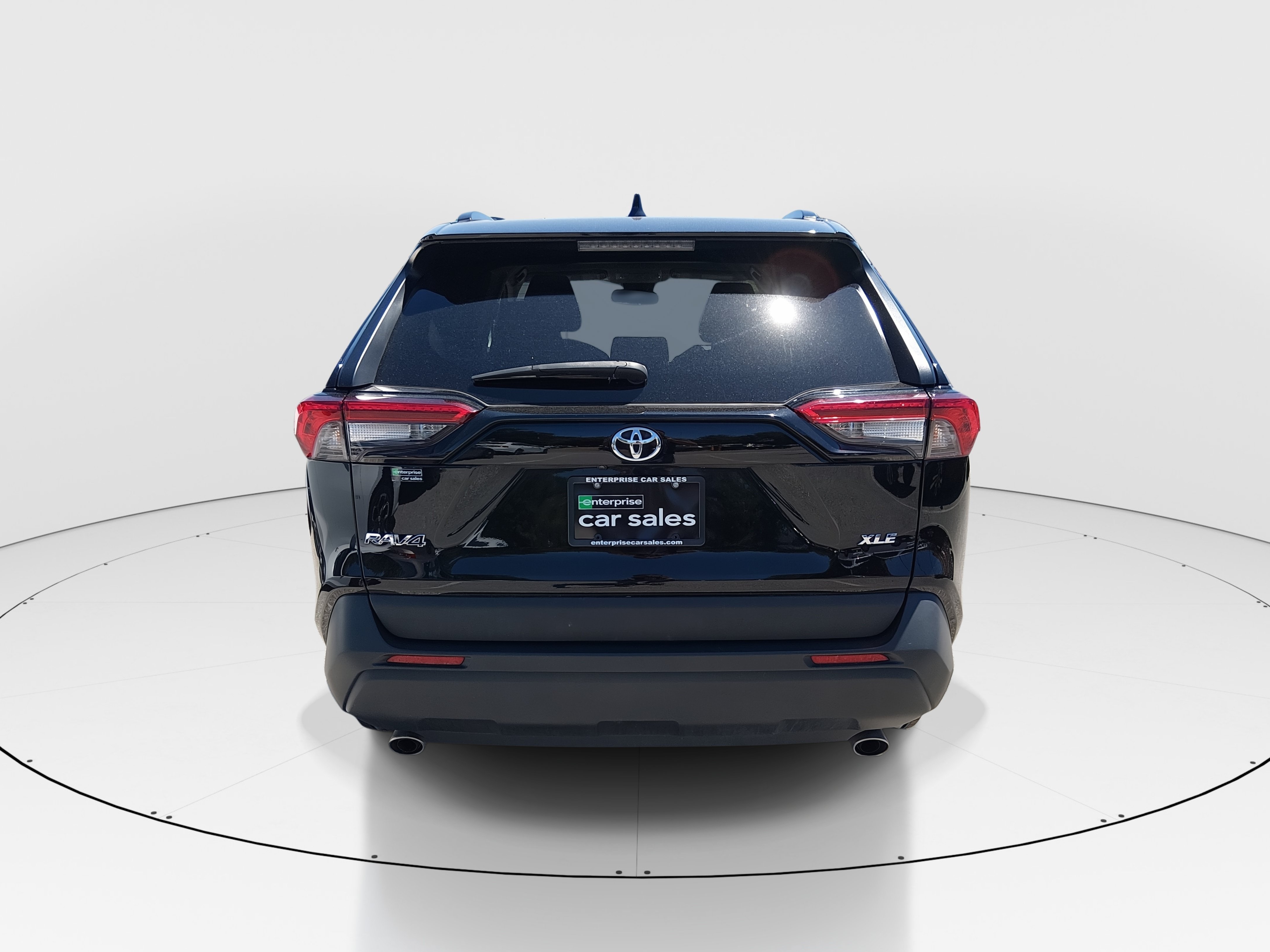 2023 Toyota RAV4 XLE - Photo 6