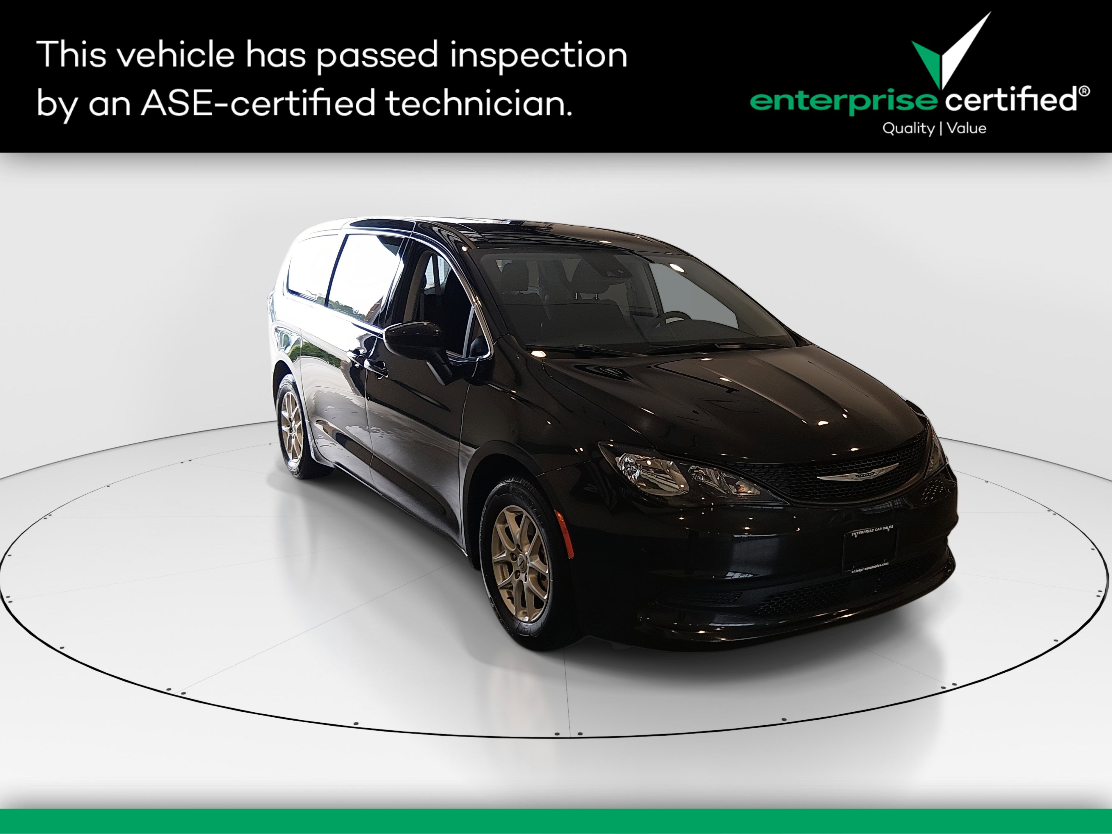 2023 Chrysler Voyager