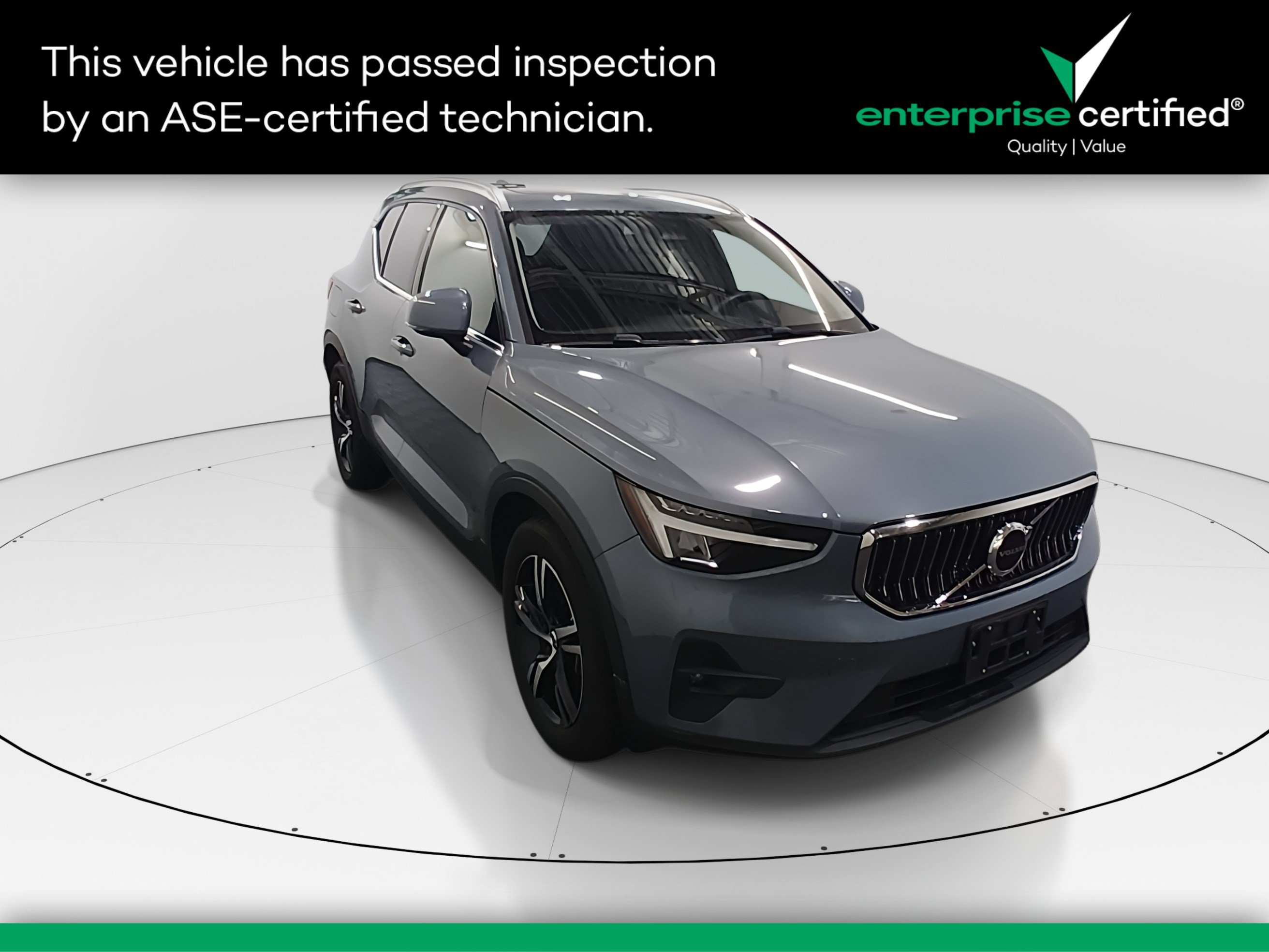 2023 Volvo XC40