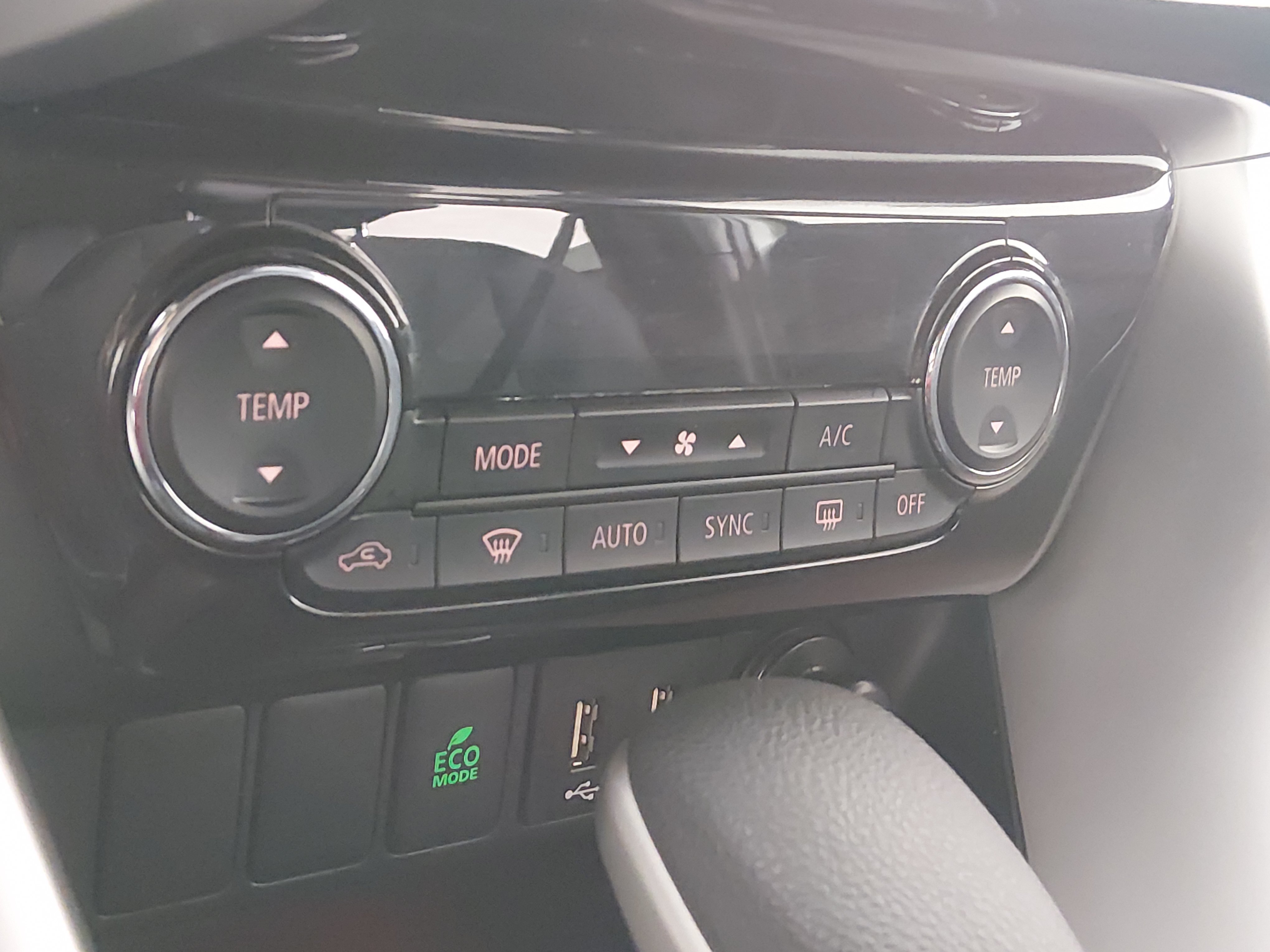 2024 Mitsubishi Eclipse Cross SE - Photo 20